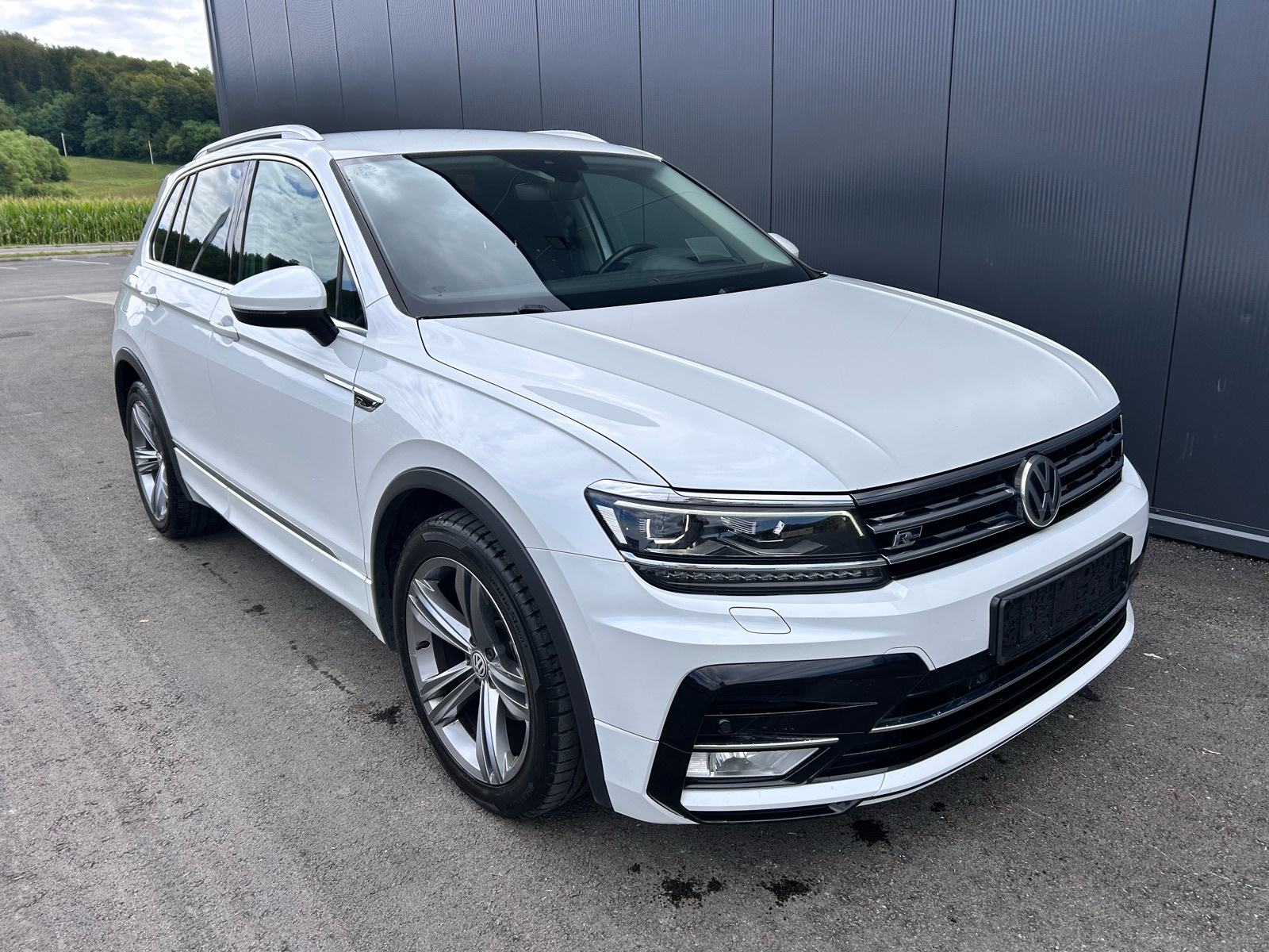 VW Tiguan R Line ,2,0 TDI, Matrix , Head up, Webasto, Veliki servis, fotografija 1