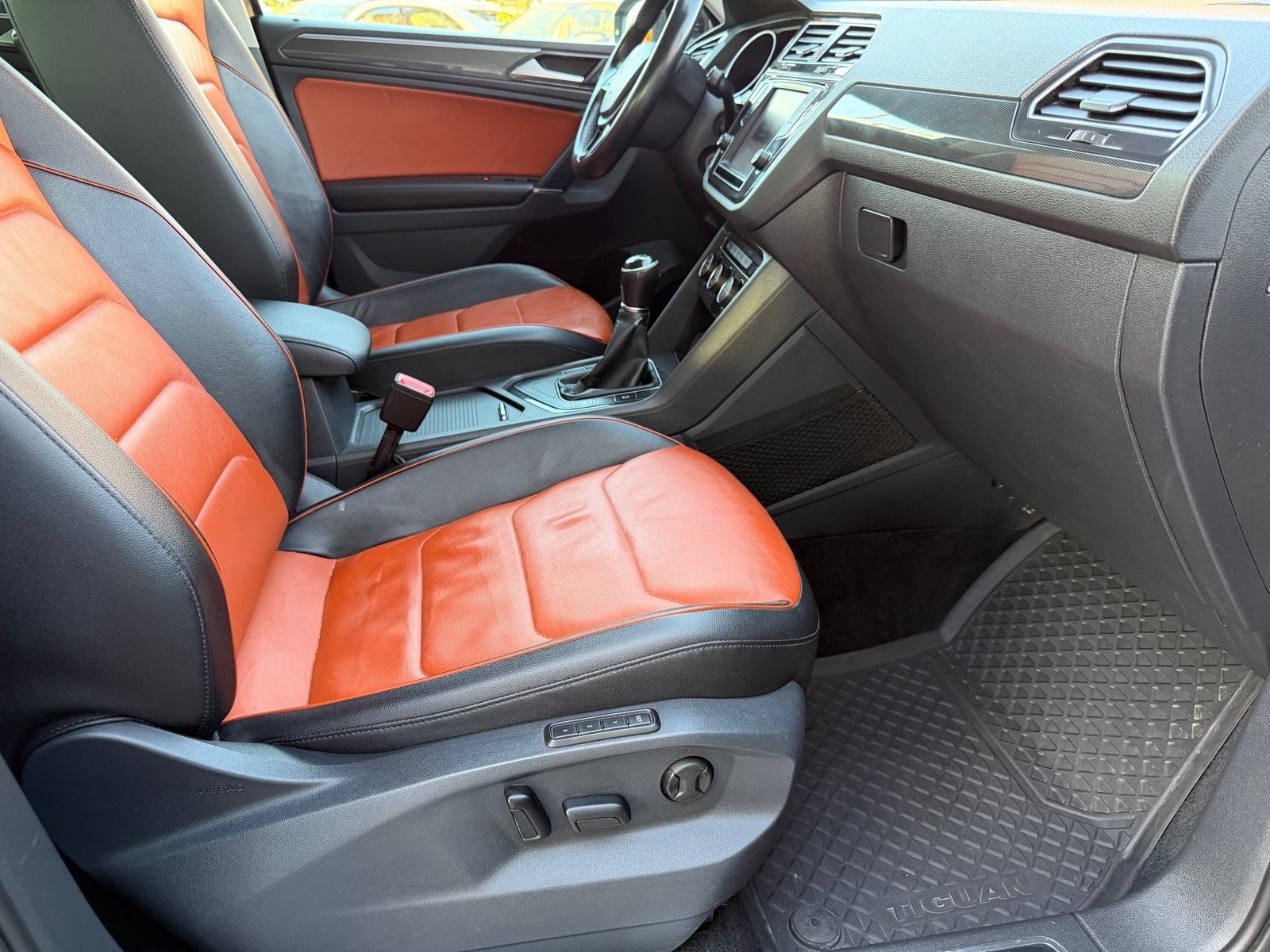 VW Tiguan 2,0 TDI 150ks✅HIGHLINE✅SERVISNA✅JAMSTVO, fotografija 13