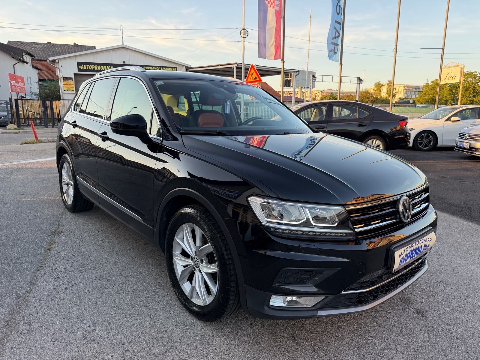 VW Tiguan 2,0 TDI 150ks✅HIGHLINE✅SERVISNA✅JAMSTVO, fotografija 4