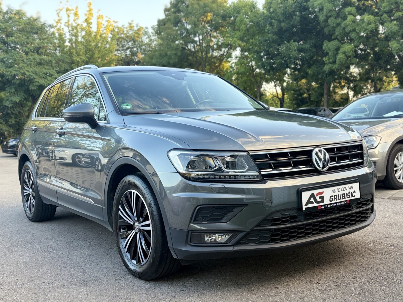 VW Tiguan 2,0 TDI *Top oprema* *Servisna* *Jamstvo*, fotografija 1