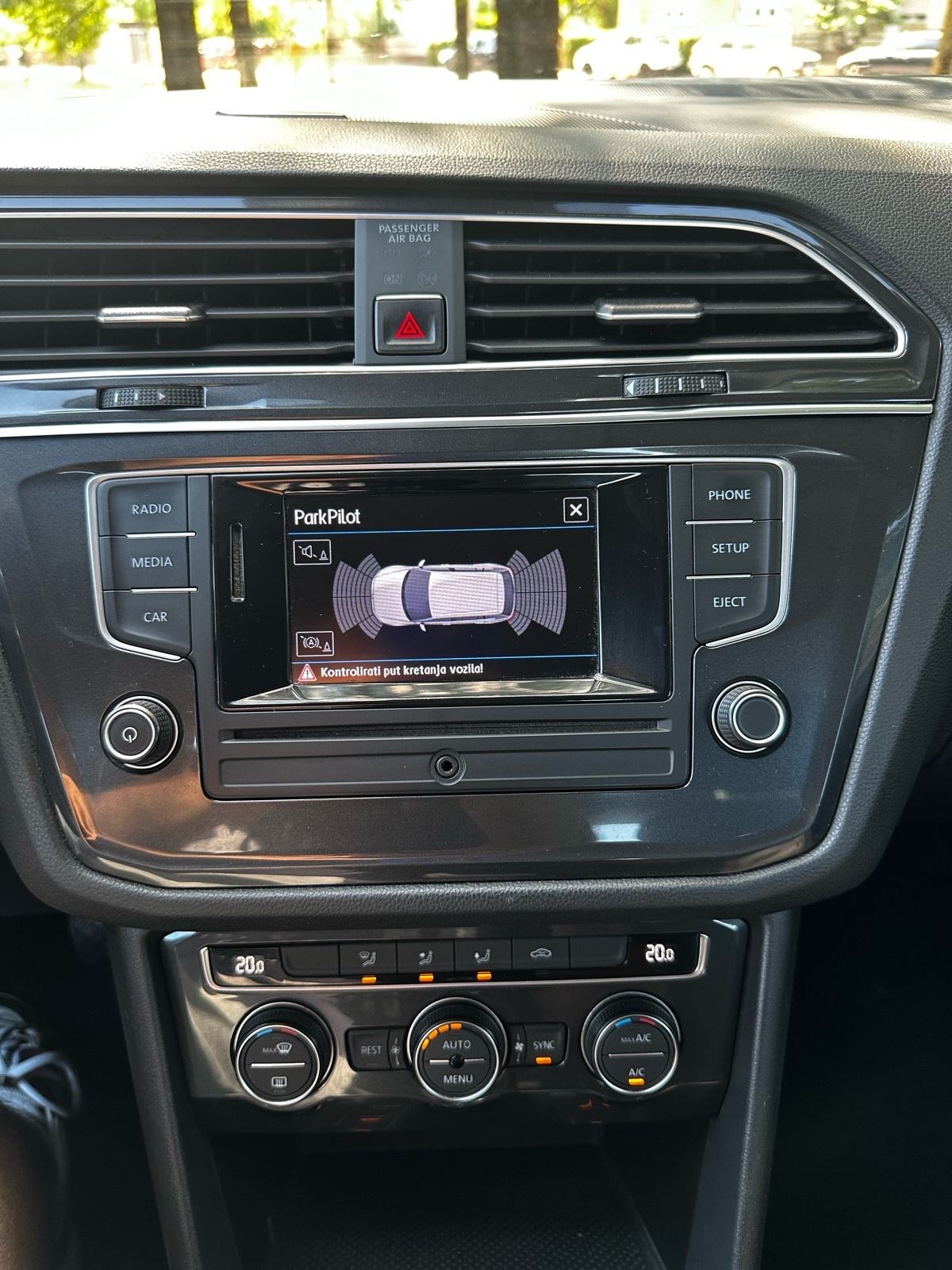 VW Tiguan 2,0 TDI Trendline*Hr.Auto*Prvi vlasnik*Klima*Odlično stanje*, fotografija 17