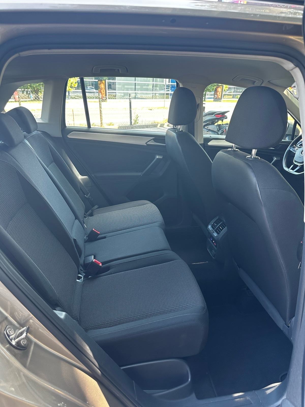 VW Tiguan 2,0 TDI Trendline*Hr.Auto*Prvi vlasnik*Klima*Odlično stanje*, fotografija 14