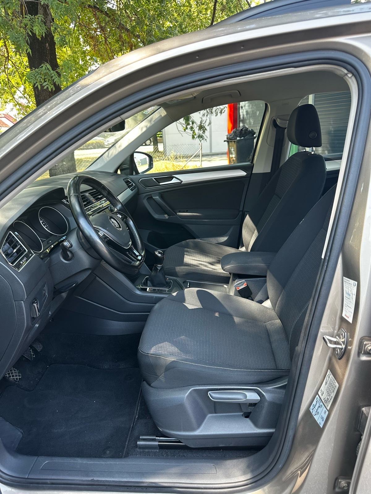 VW Tiguan 2,0 TDI Trendline*Hr.Auto*Prvi vlasnik*Klima*Odlično stanje*, fotografija 12