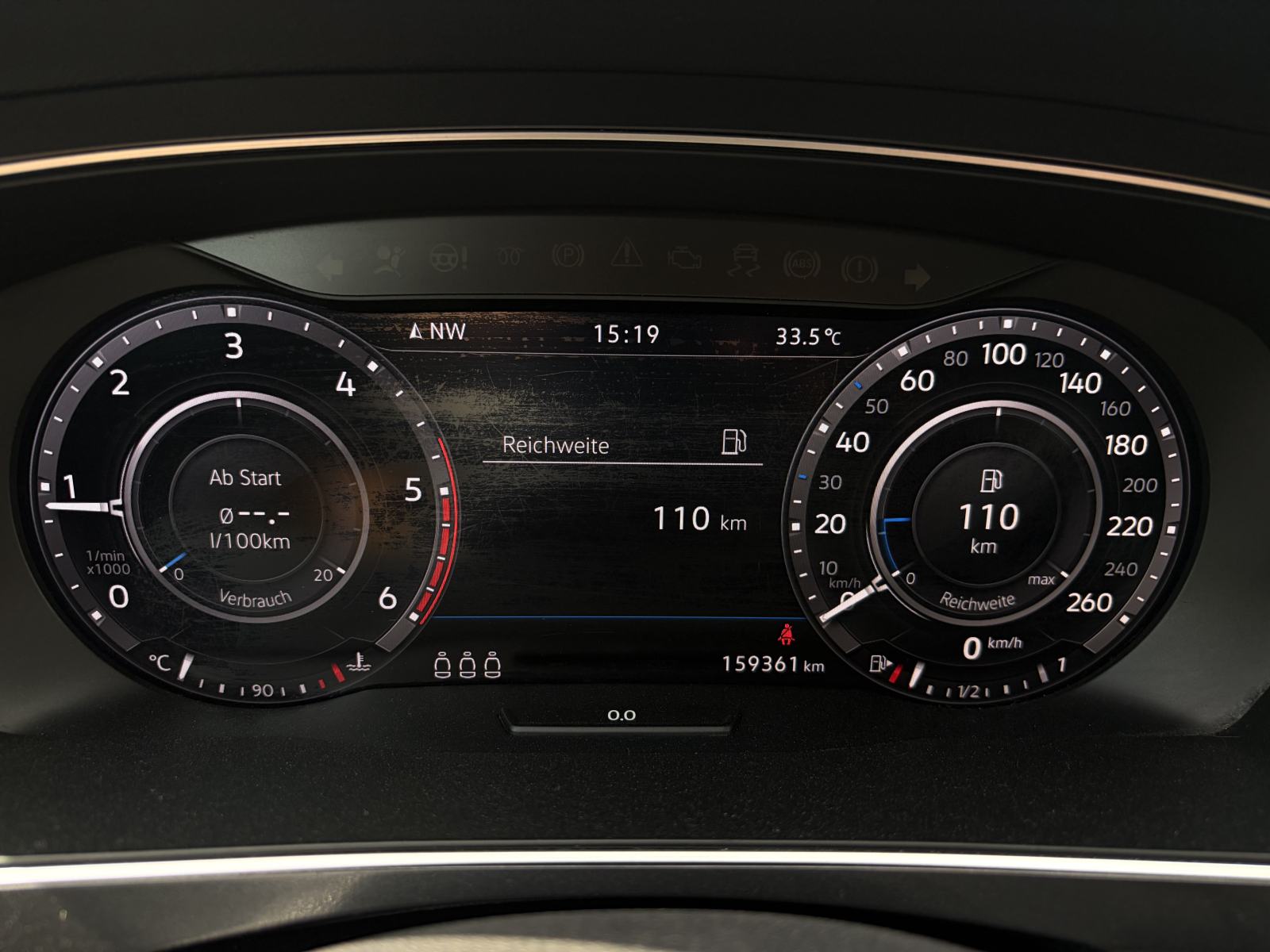 VW Tiguan 2,0 TDI *Virtual Cockpit* *Servisna* *Jamstvo*, fotografija 17