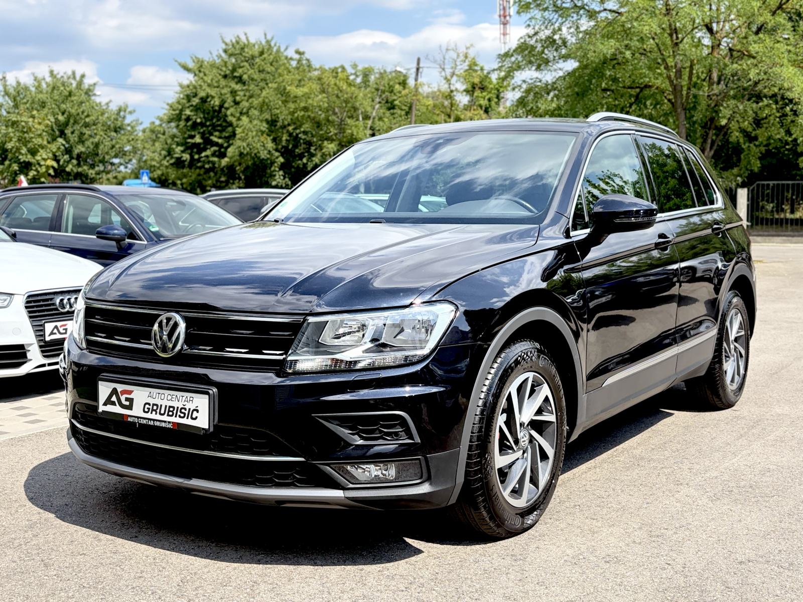 VW Tiguan 2,0 TDI *Virtual Cockpit* *Servisna* *Jamstvo*, fotografija 3