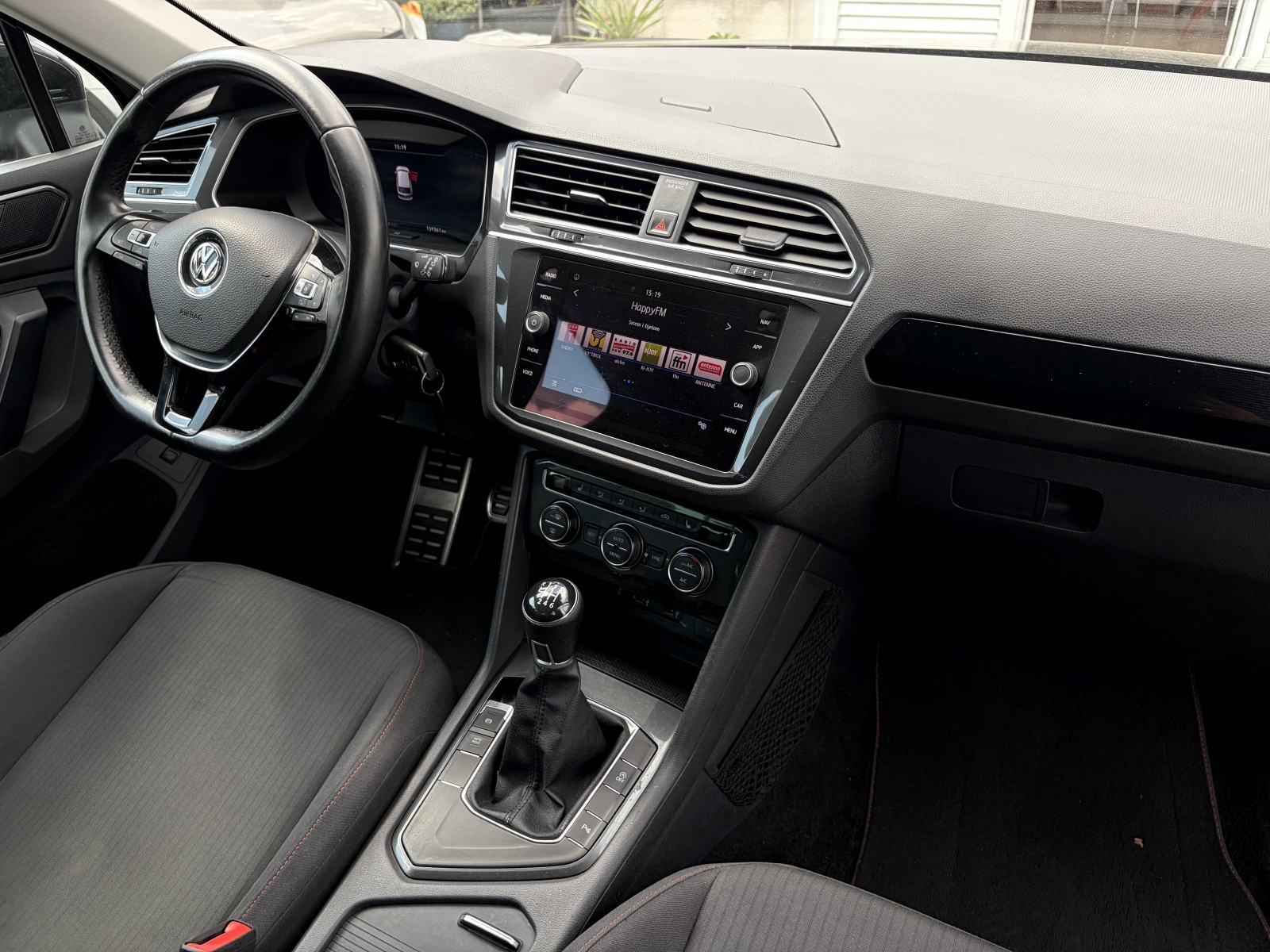 VW Tiguan 2,0 TDI *Virtual Cockpit* *Servisna* *Jamstvo*, fotografija 19