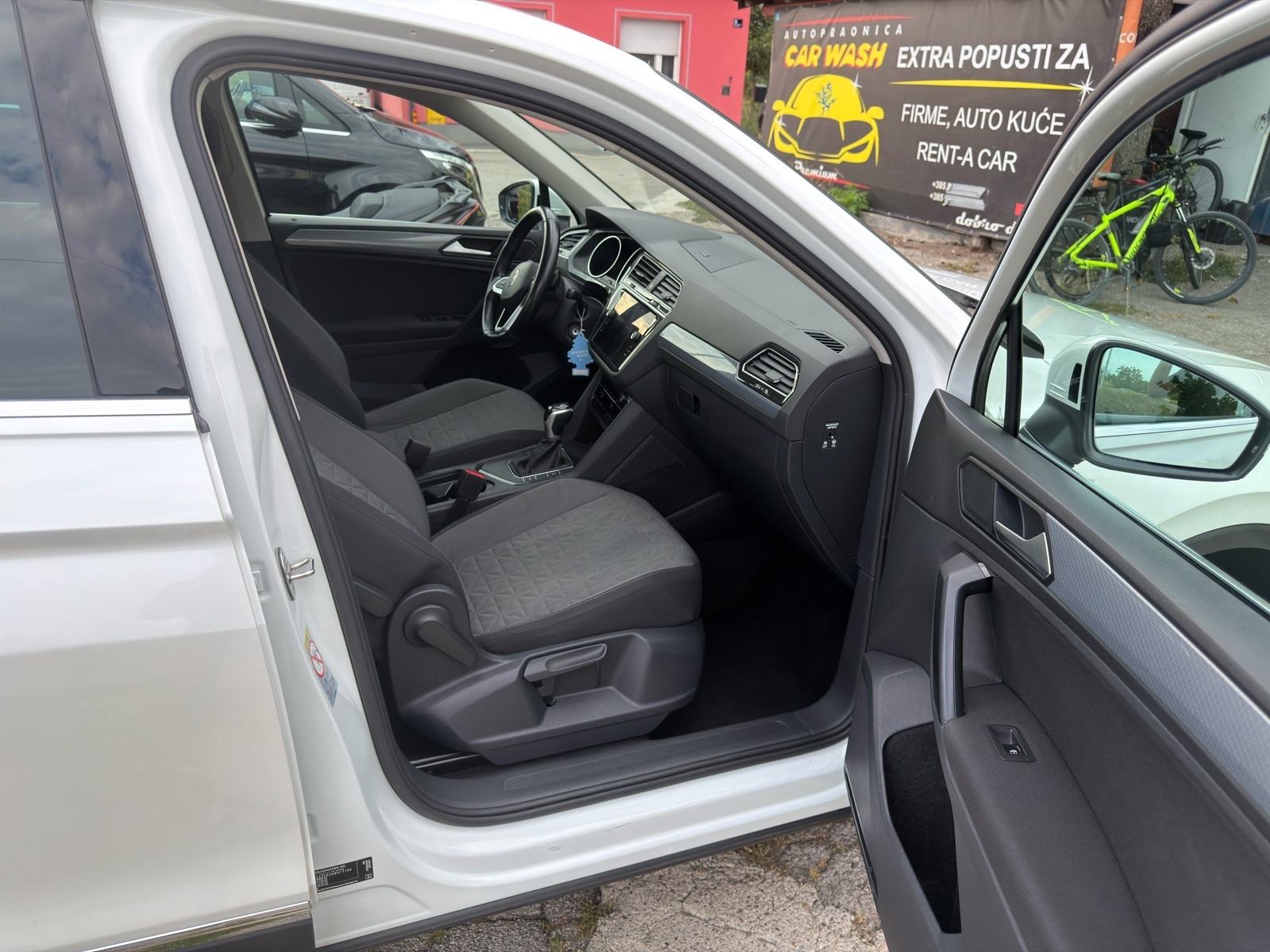 VW Tiguan 2,0tdi, DSG, 2022, IQDrive, fotografija 3