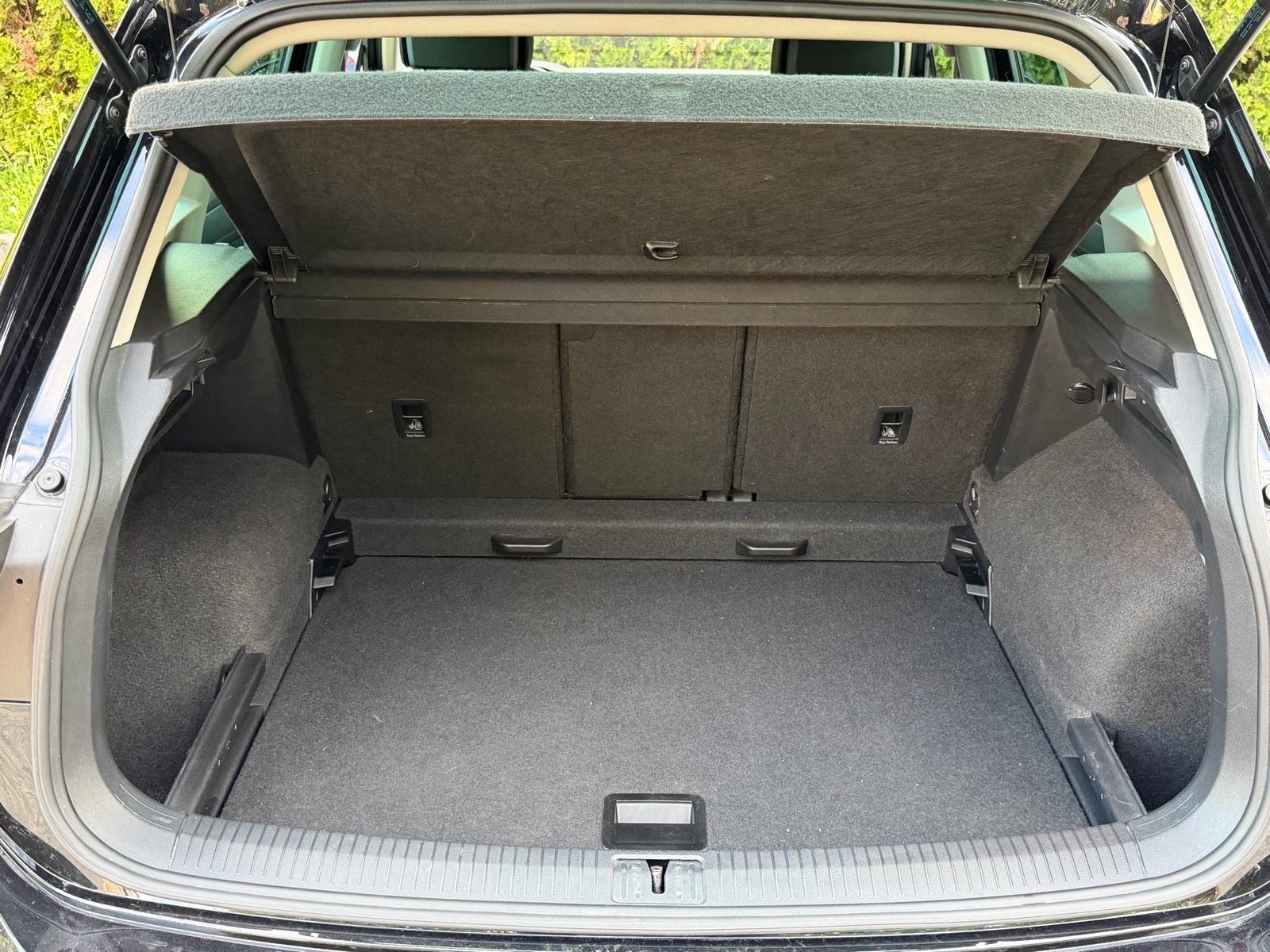 VW Tiguan 2,0 TDI DSG - ACC, LED, VELIKI + MALI SERVIS, REG. 05/2027, fotografija 20