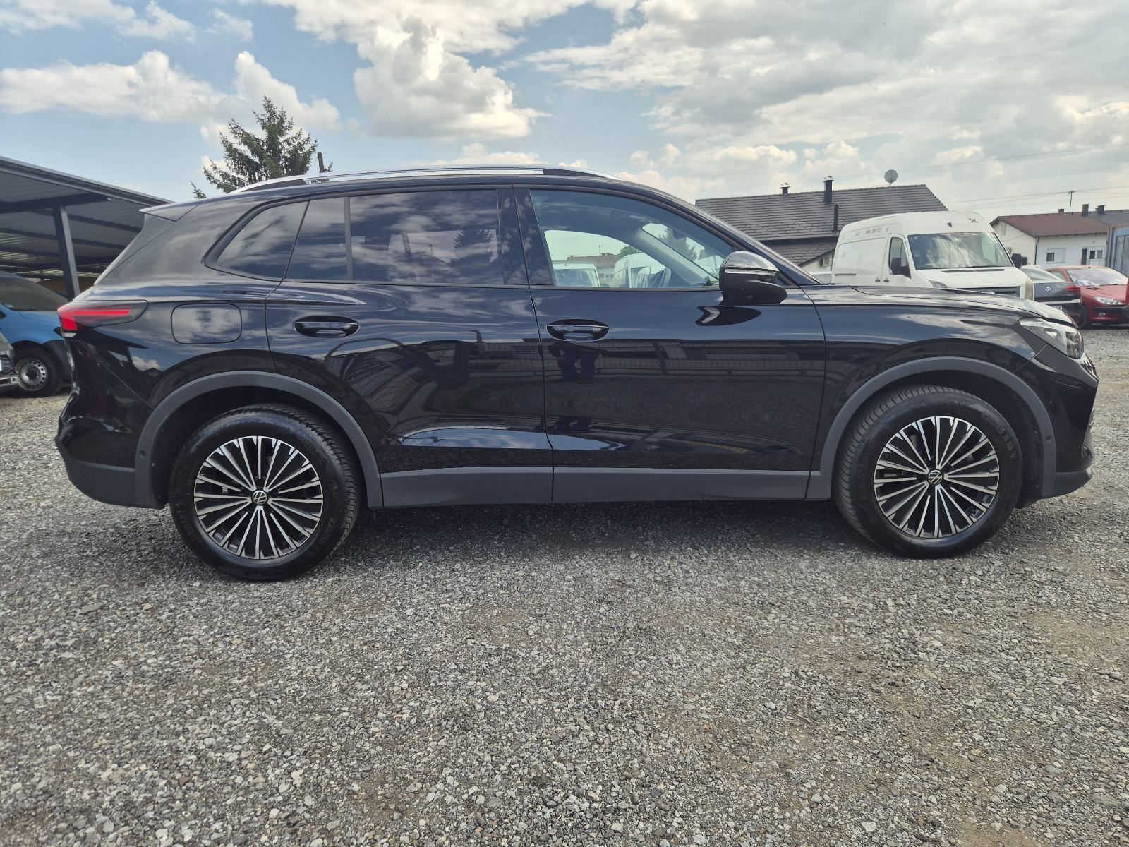 VW Tiguan 2.0TDI DSG *LED*KAMERA 360*ACC*EL.KUKA*GARANCIJA*U PDV-u*, fotografija 5
