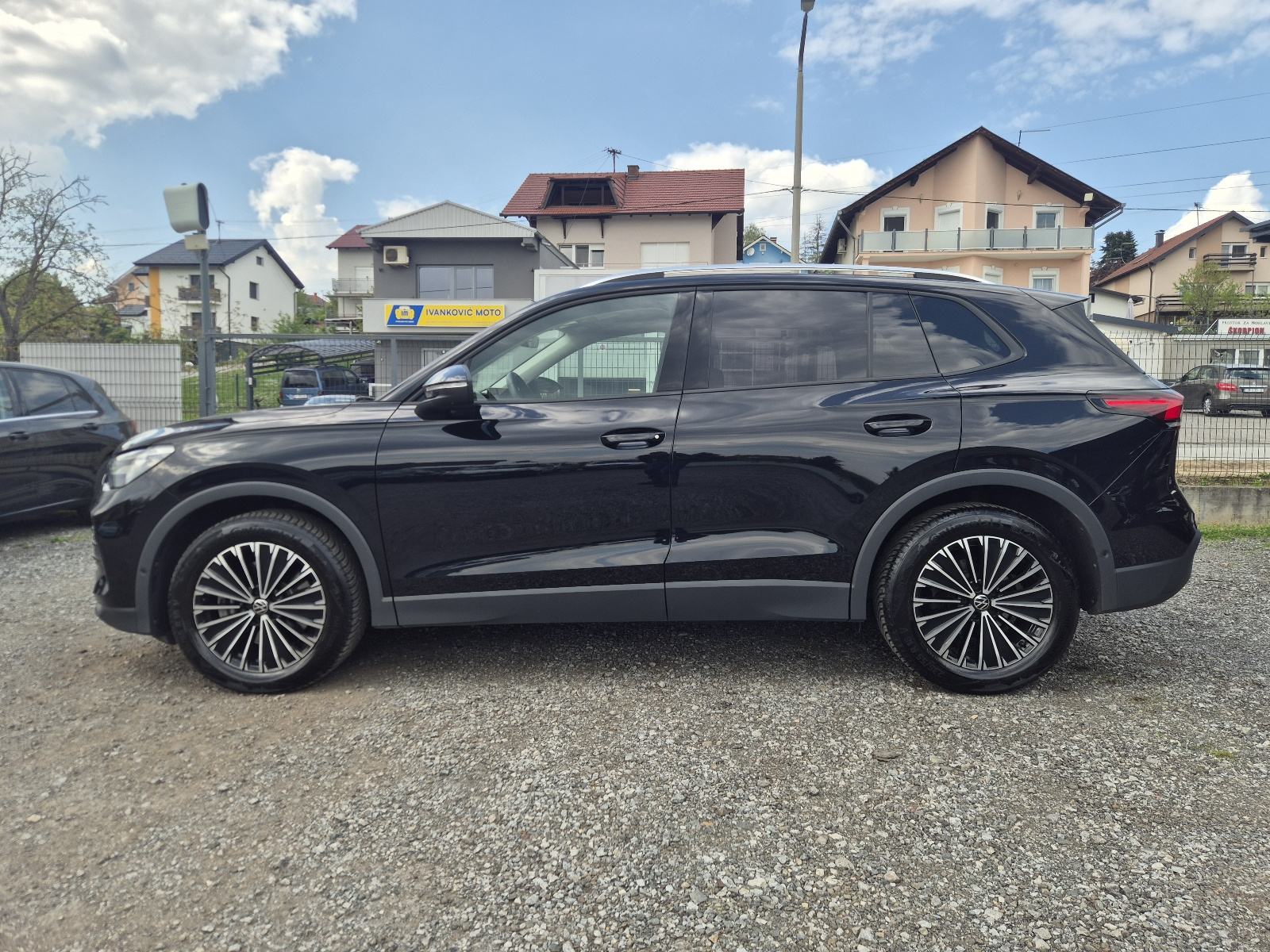 VW Tiguan 2.0TDI DSG *LED*KAMERA 360*ACC*EL.KUKA*GARANCIJA*U PDV-u*, fotografija 4