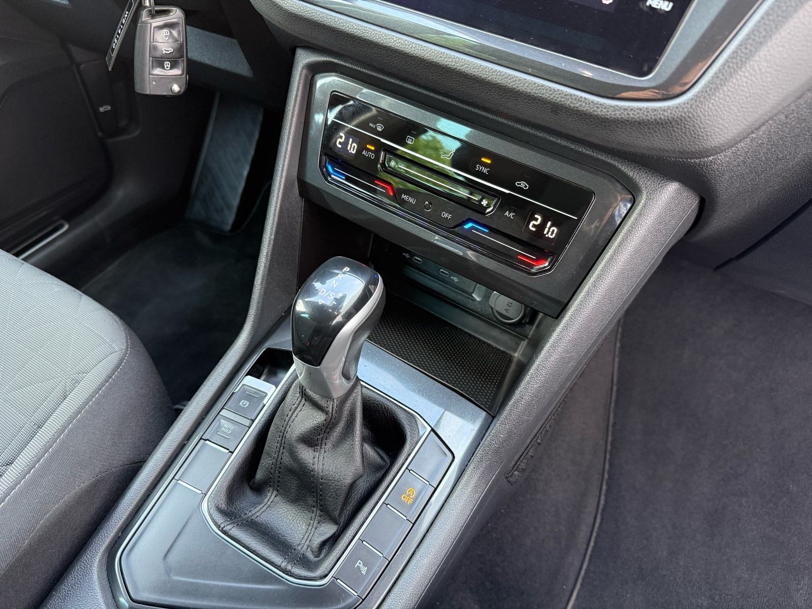 VW Tiguan 2,0 TDI LEASING BEZ UČEŠĆA, AUTOMAT, NAVI, KLIMA3ZONE, 1VL, fotografija 14