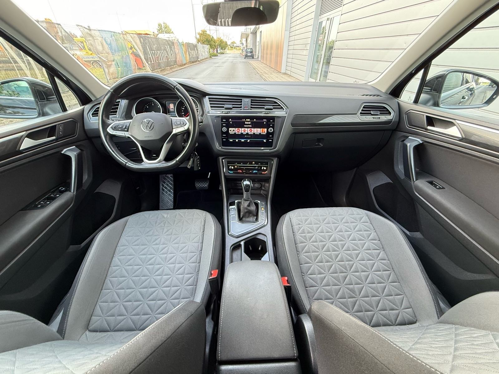 VW Tiguan 2,0 TDI LEASING BEZ UČEŠĆA, AUTOMAT, NAVI, KLIMA3ZONE, 1VL, fotografija 11