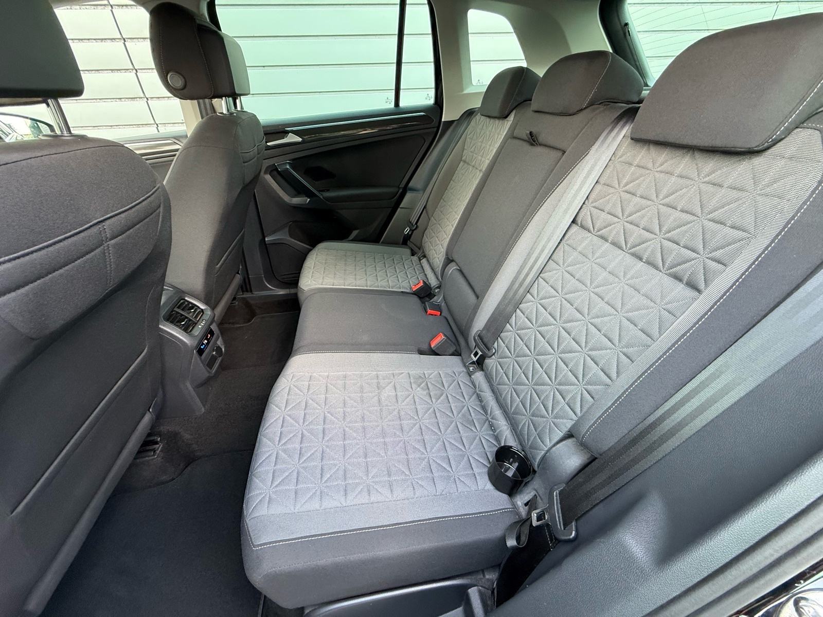 VW Tiguan 2,0 TDI LEASING BEZ UČEŠĆA, AUTOMAT, NAVI, KLIMA3ZONE, 1VL, fotografija 15