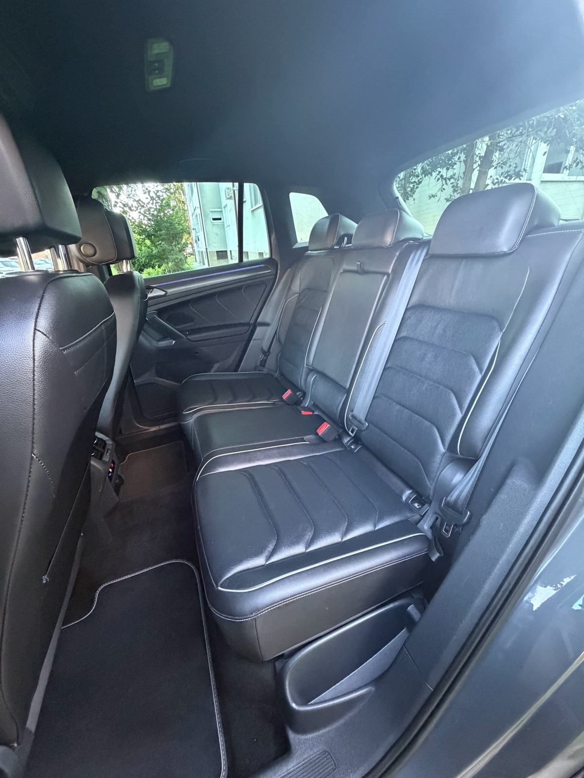 VW Tiguan 2.0Tdi DSG * R Line *MATRIX, VIRTUAL,KOŽA, KAMERA* SERVISNA, fotografija 16