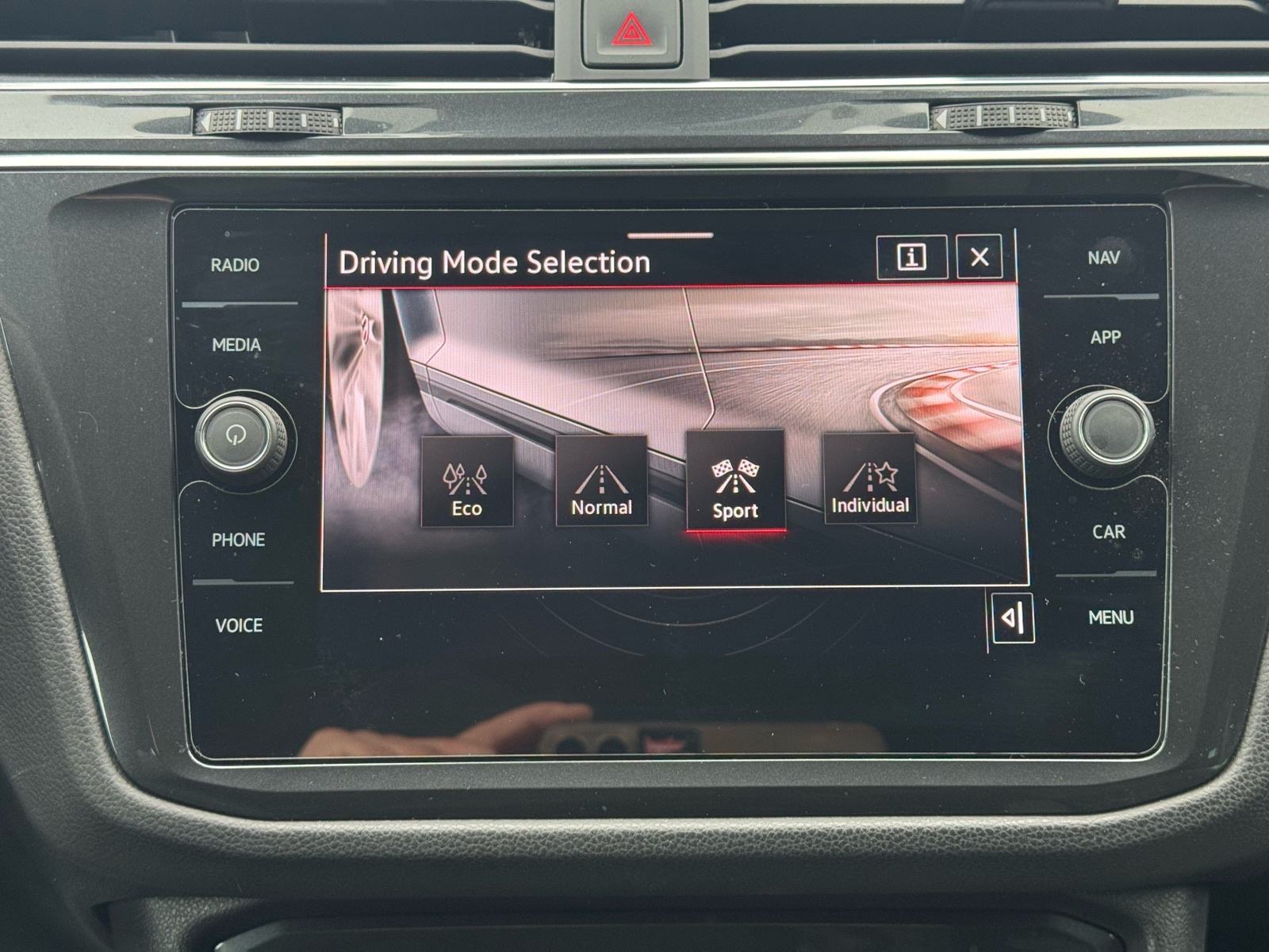 VW Tiguan 2.0Tdi - DSG - R Line - Leasing - Zamjena, fotografija 16