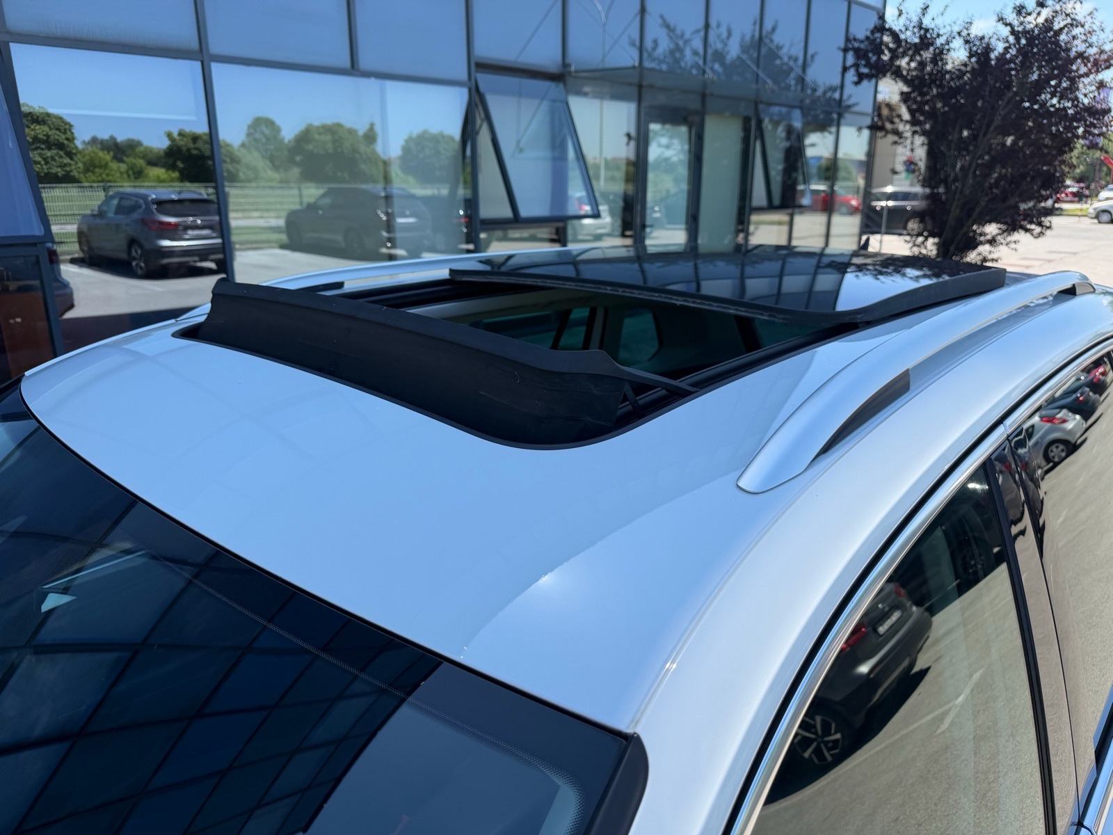 VW Tiguan 2,0Tdi * DSG * R Line * Virtual, Pano, Matrix, Alcantara *, fotografija 11