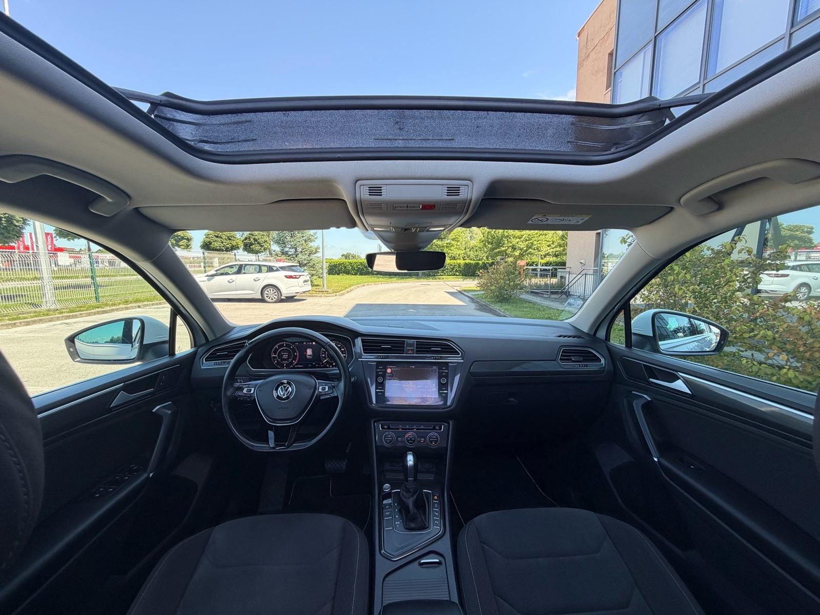 VW Tiguan 2,0Tdi * DSG * R Line * Virtual, Pano, Matrix, Alcantara *, fotografija 13