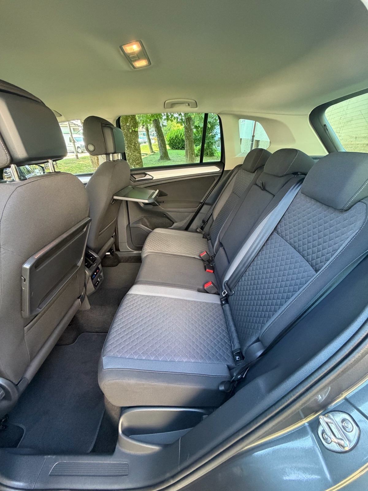 VW Tiguan 2,0Tdi *DSG* R Line * VIRTUAL * Top stanje!, fotografija 17