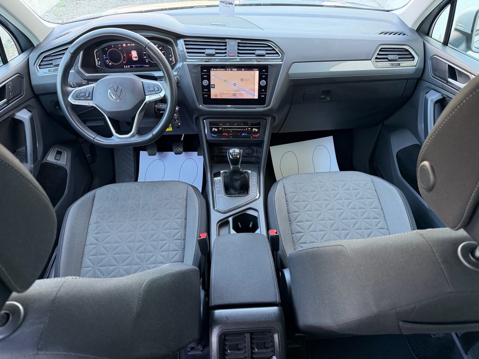 VW Tiguan 2.0TDI KAMERA/VIRTUAL COCPIT/NAVIGACIJA/111800km, fotografija 10
