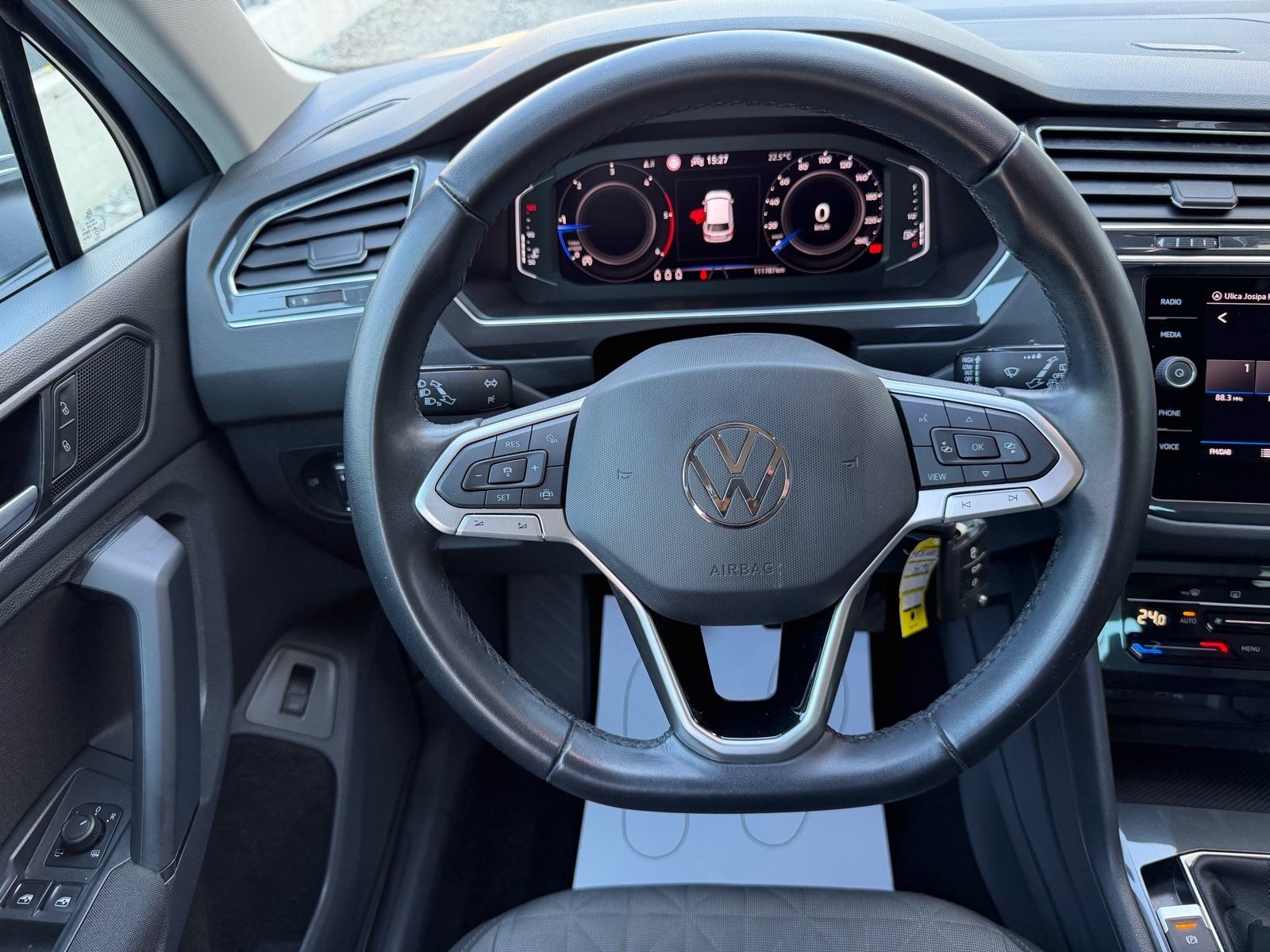 VW Tiguan 2.0TDI KAMERA/VIRTUAL COCPIT/NAVIGACIJA/111800km, fotografija 9