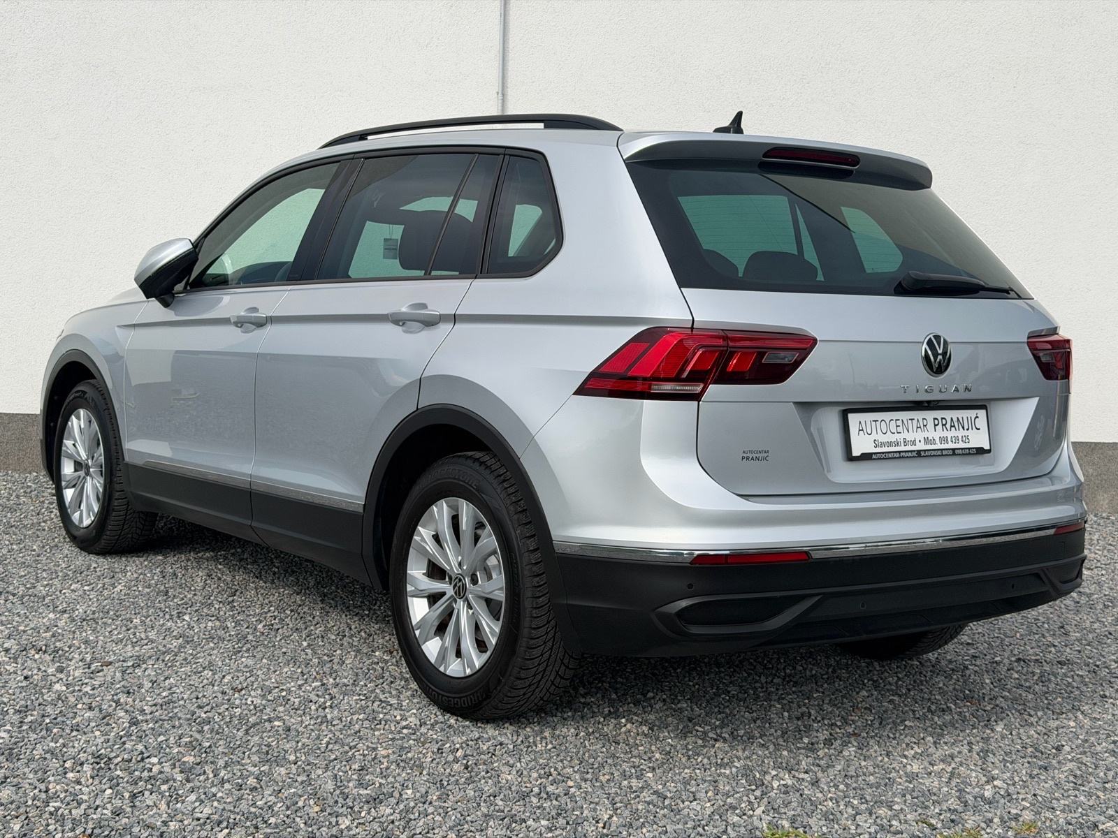 VW Tiguan 2.0TDI KAMERA/VIRTUAL COCPIT/NAVIGACIJA/111800km, fotografija 7
