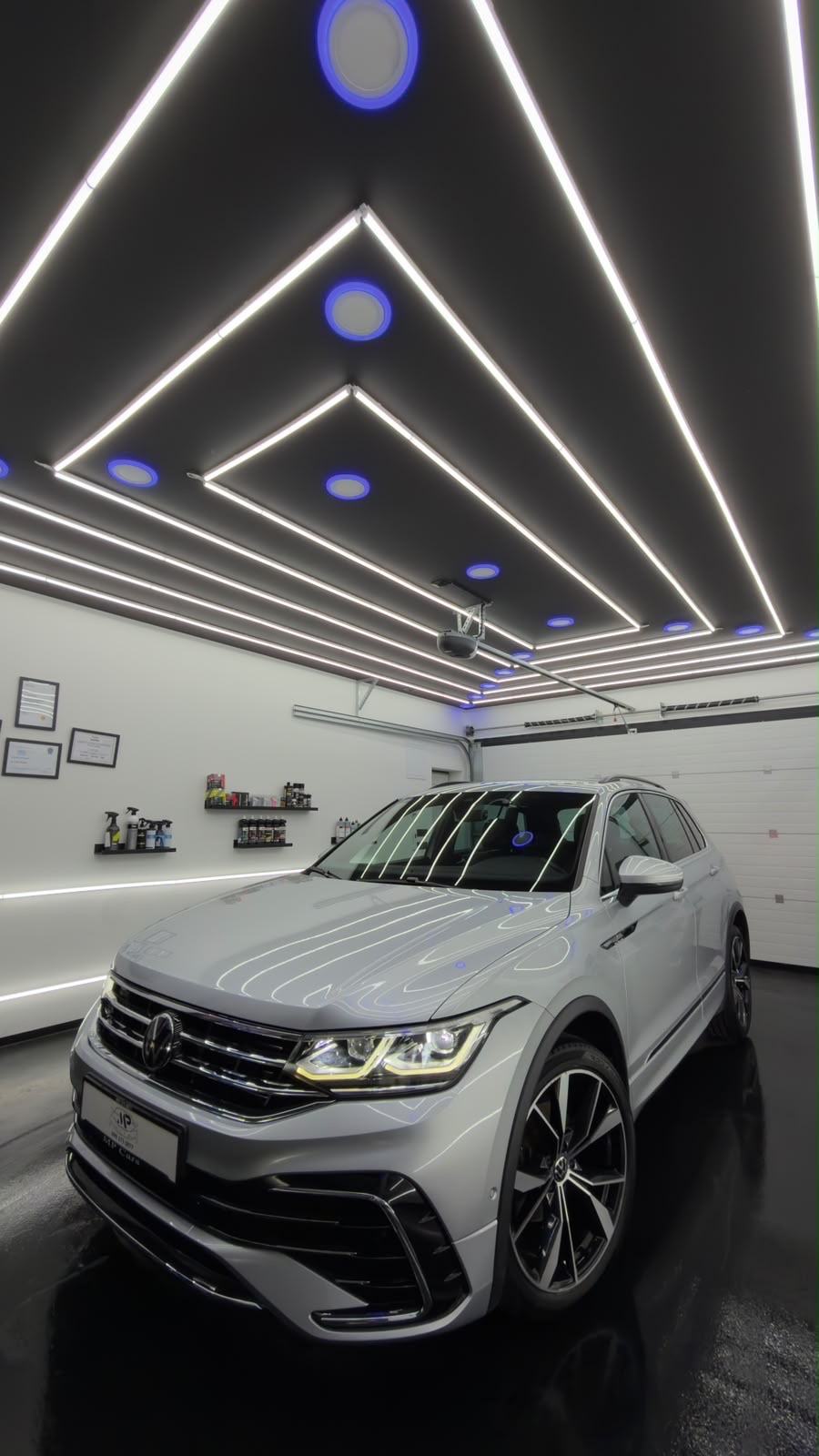 VW Tiguan 2,0TDI°R LINE°20”°MATRIX°VIRTUAL°NAVI°AMBI°LEASINGBEZUČEŠĆA°, fotografija 4