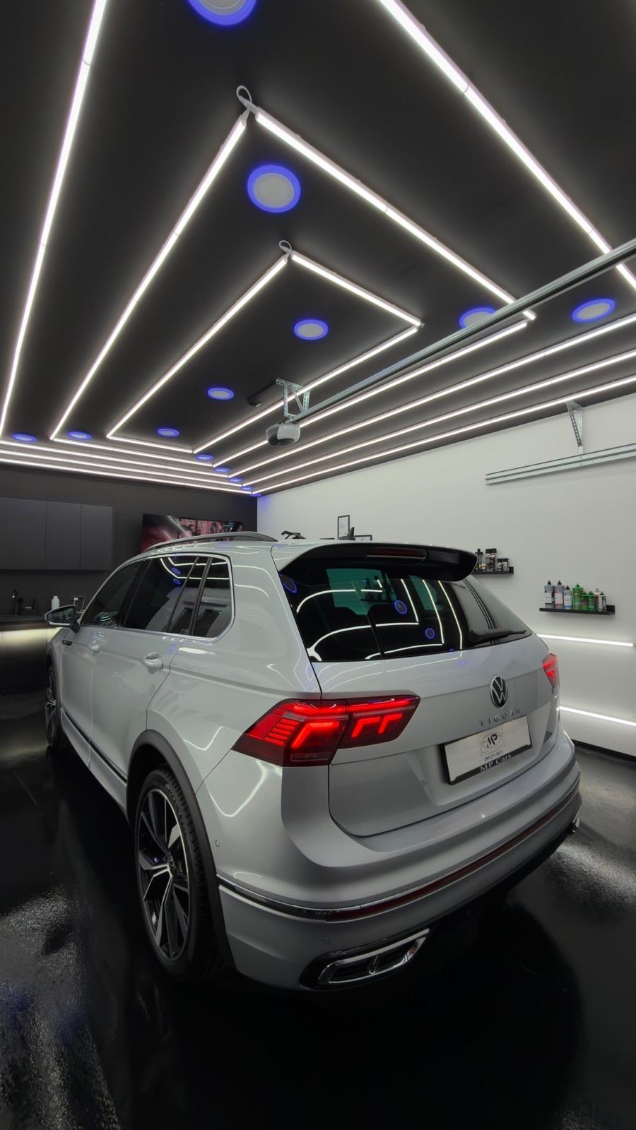 VW Tiguan 2,0TDI°R LINE°20”°MATRIX°VIRTUAL°NAVI°AMBI°LEASINGBEZUČEŠĆA°, fotografija 3