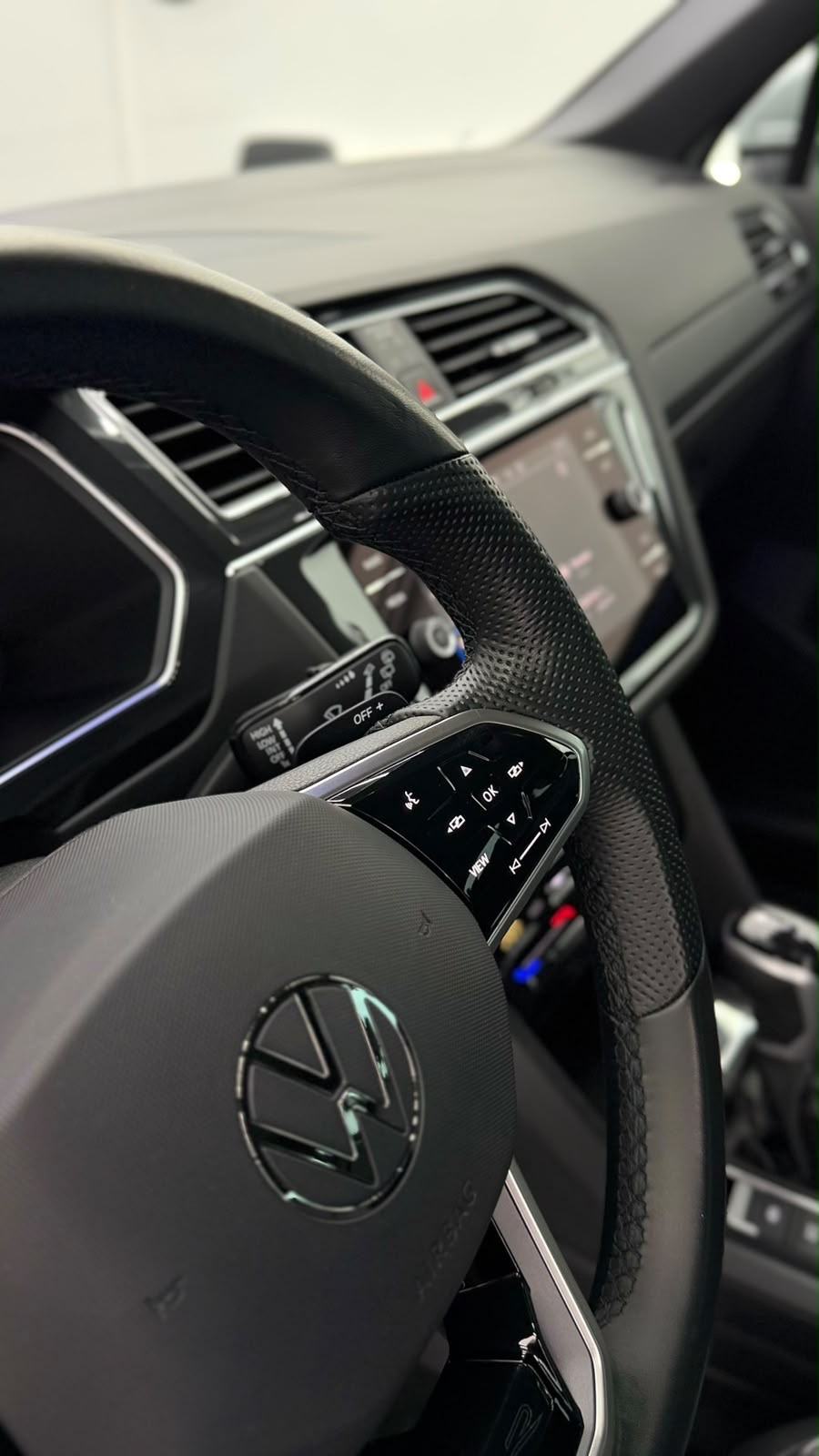 VW Tiguan 2,0TDI°R LINE°20”°MATRIX°VIRTUAL°NAVI°AMBI°LEASINGBEZUČEŠĆA°, fotografija 10