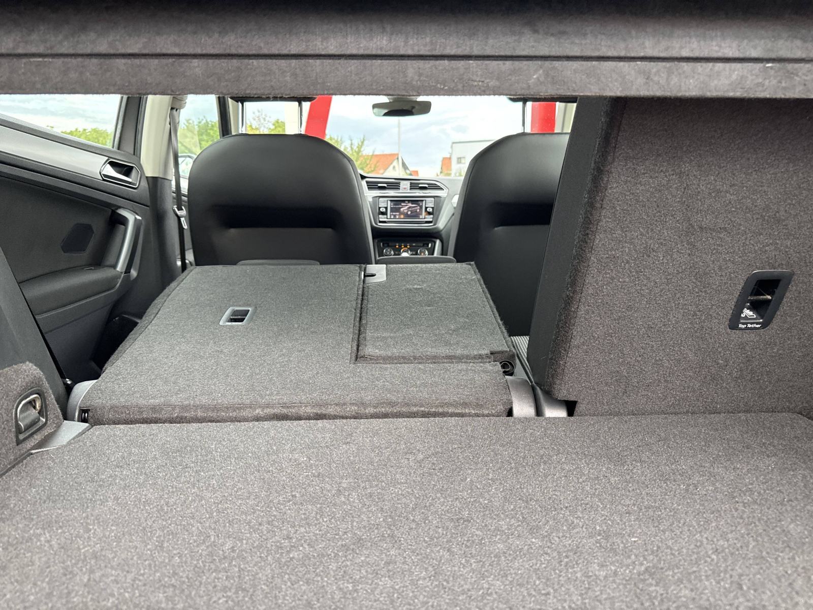 VW TIGUAN 2017 • PREMIUM jamstvo • AutoZubak Rabljena, fotografija 19