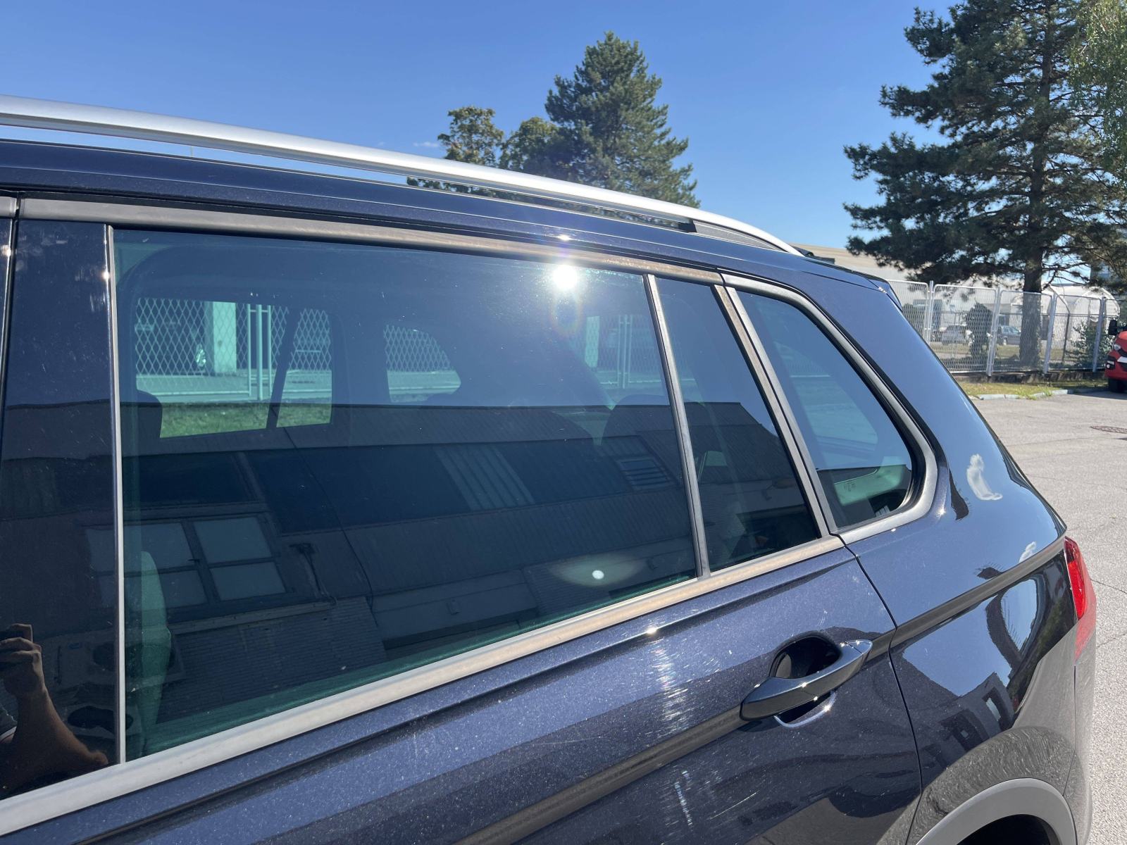 VW TIGUAN 2022 • PREMIUM jamstvo • AutoZubak Rabljena, fotografija 16