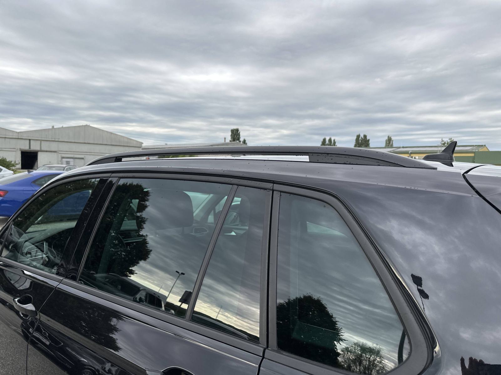 VW TIGUAN 2022 • PREMIUM jamstvo • AutoZubak Rabljena, fotografija 15