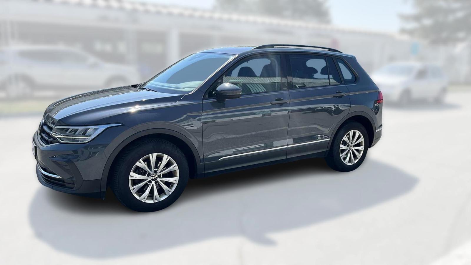 VW TIGUAN 2023 • PREMIUM jamstvo • AutoZubak Rabljena, fotografija 4