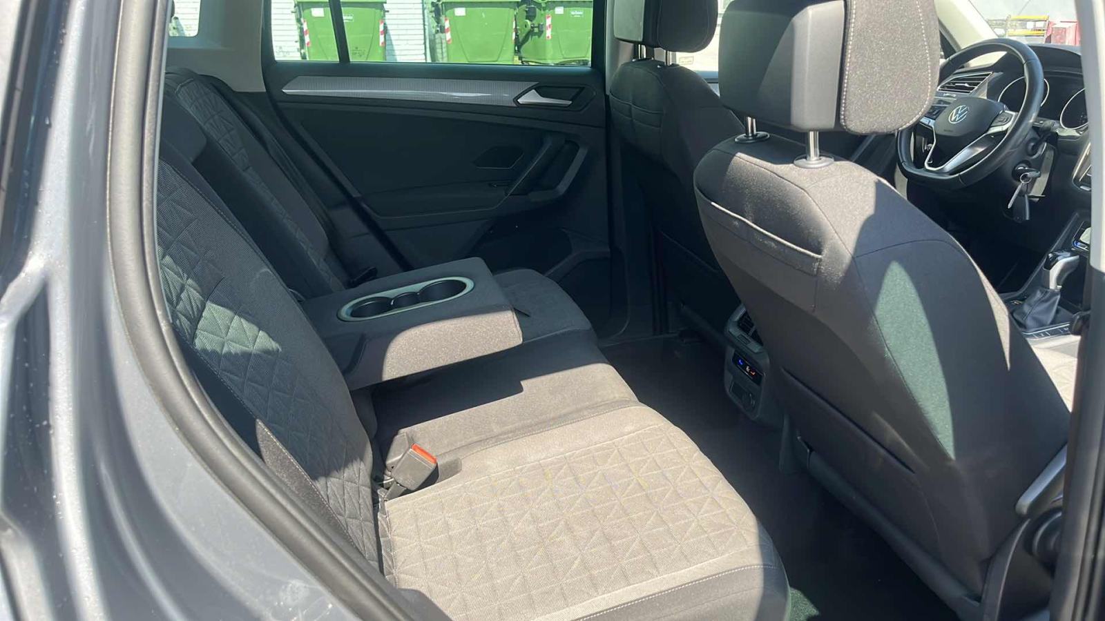 VW TIGUAN 2023 • PREMIUM jamstvo • AutoZubak Rabljena, fotografija 10