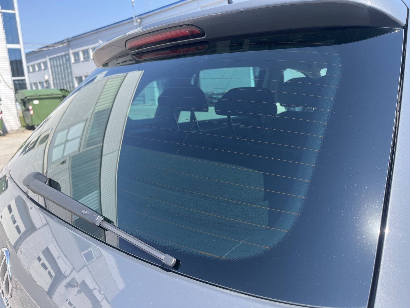 VW TIGUAN 2023 • PREMIUM jamstvo • AutoZubak Rabljena, fotografija 17