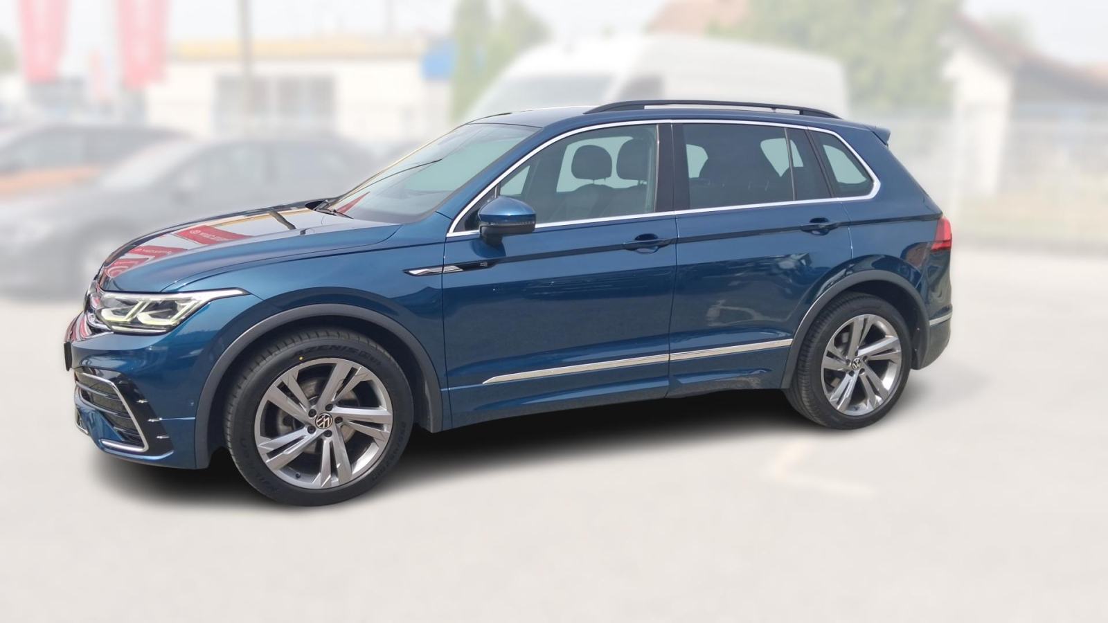 VW TIGUAN 2023 • PREMIUM jamstvo • AutoZubak Rabljena, fotografija 4