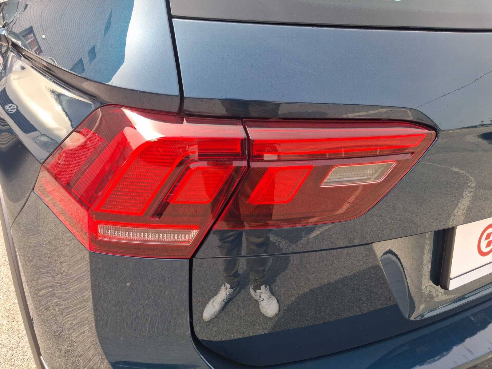 VW TIGUAN 2023 • PREMIUM jamstvo • AutoZubak Rabljena, fotografija 19