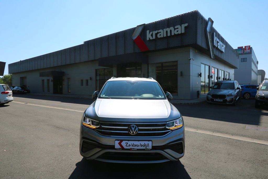 VW Tiguan ALLSPACE 1.5 TSI DSG-Tiptronik Elegance VIRTUAL -IQ.LIGHT-, fotografija 4