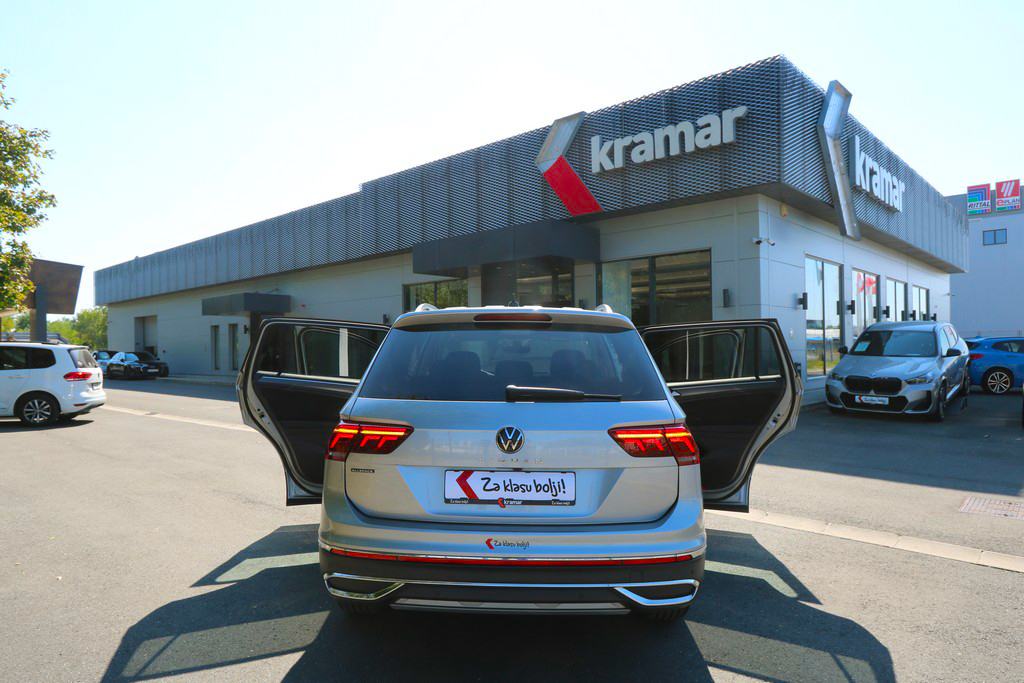 VW Tiguan ALLSPACE 1.5 TSI DSG-Tiptronik Elegance VIRTUAL -IQ.LIGHT-, fotografija 16