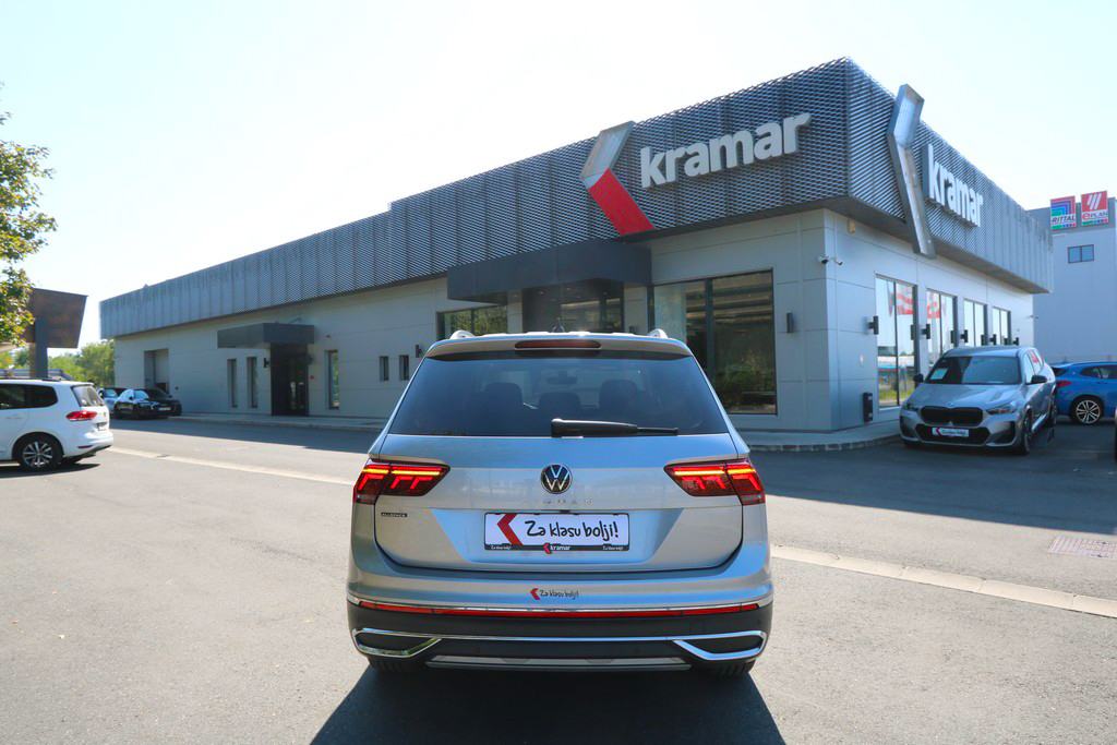 VW Tiguan ALLSPACE 1.5 TSI DSG-Tiptronik Elegance VIRTUAL -IQ.LIGHT-, fotografija 19
