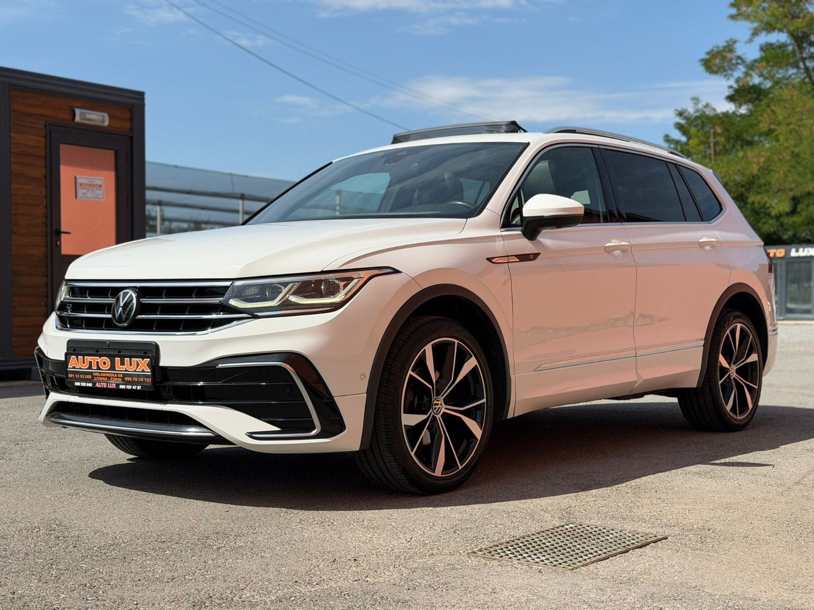 VW Tiguan Allspace 2.0 TDI automat •2024•R Line•Pano•LeasingBezUčešća•, fotografija 3