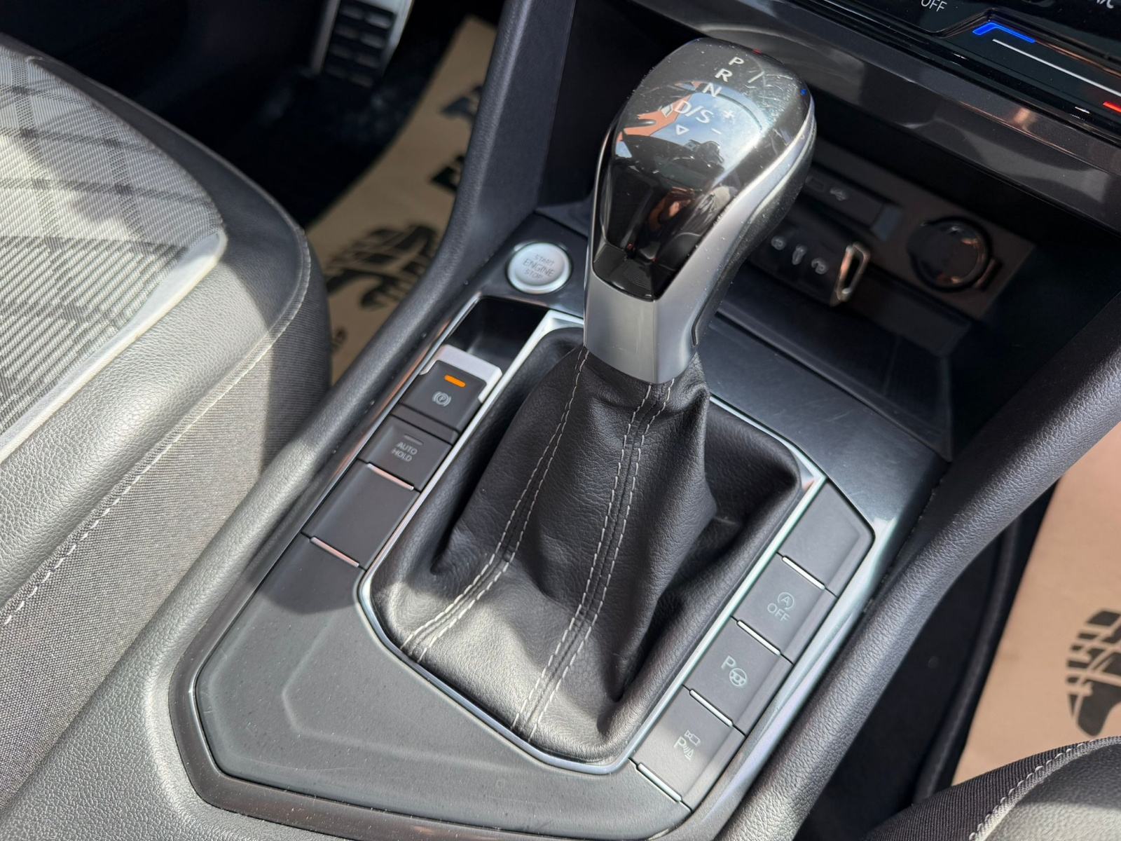 VW Tiguan Allspace 2.0 TDI automat •2024•R Line•Pano•LeasingBezUčešća•, fotografija 14