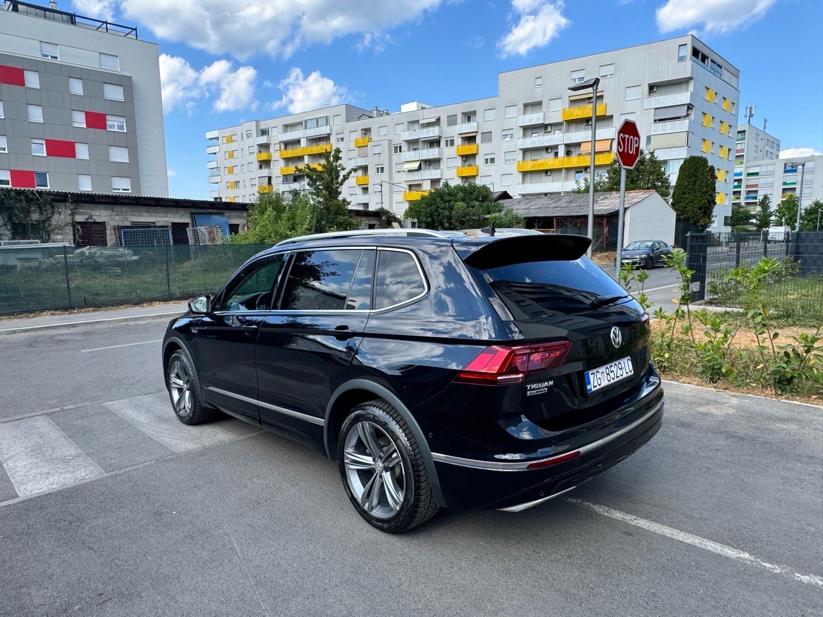 VW Tiguan Allspace 2.0 TDI*R line*DSG*PANO*VIRTUAL*MATRIX*19”KAM*TOP, fotografija 3