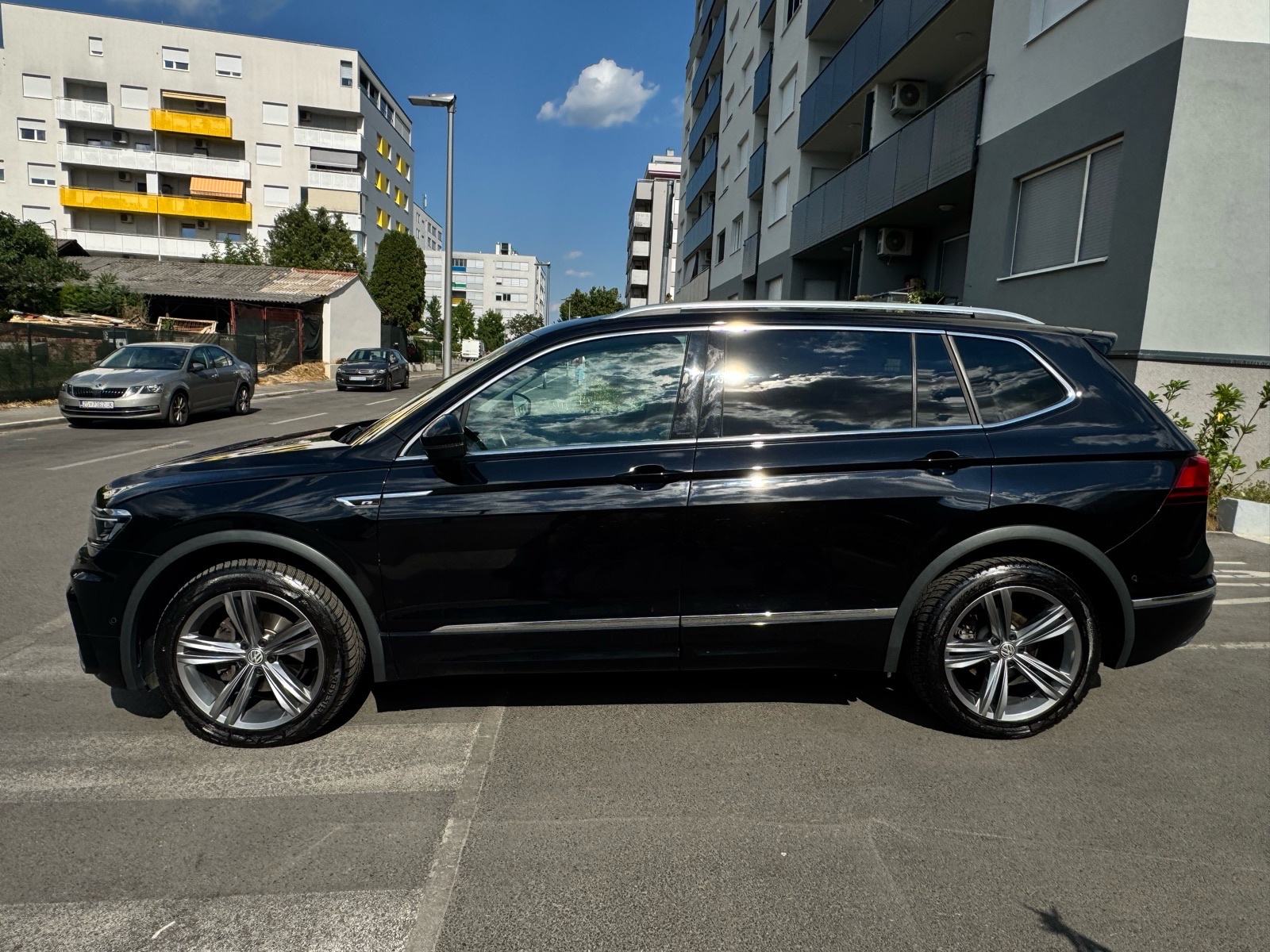 VW Tiguan Allspace 2.0 TDI*R line*DSG*PANO*VIRTUAL*MATRIX*19”KAM*TOP, fotografija 6