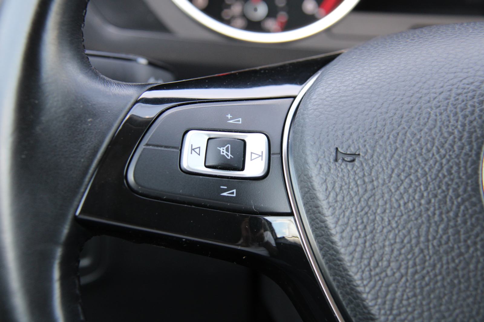 ➡️ VW Tiguan Allspace 2.0TDI 7 sjedala ALU NAVI 2xPDC Tempomat 2019., fotografija 18