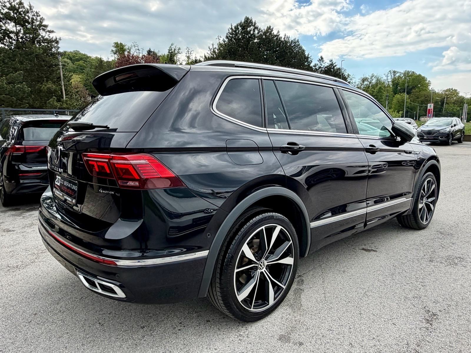 VW Tiguan Allspace 4-MOTION *3X R-Line* *147 kW* *TOP OPREMA!* Servisn, fotografija 6