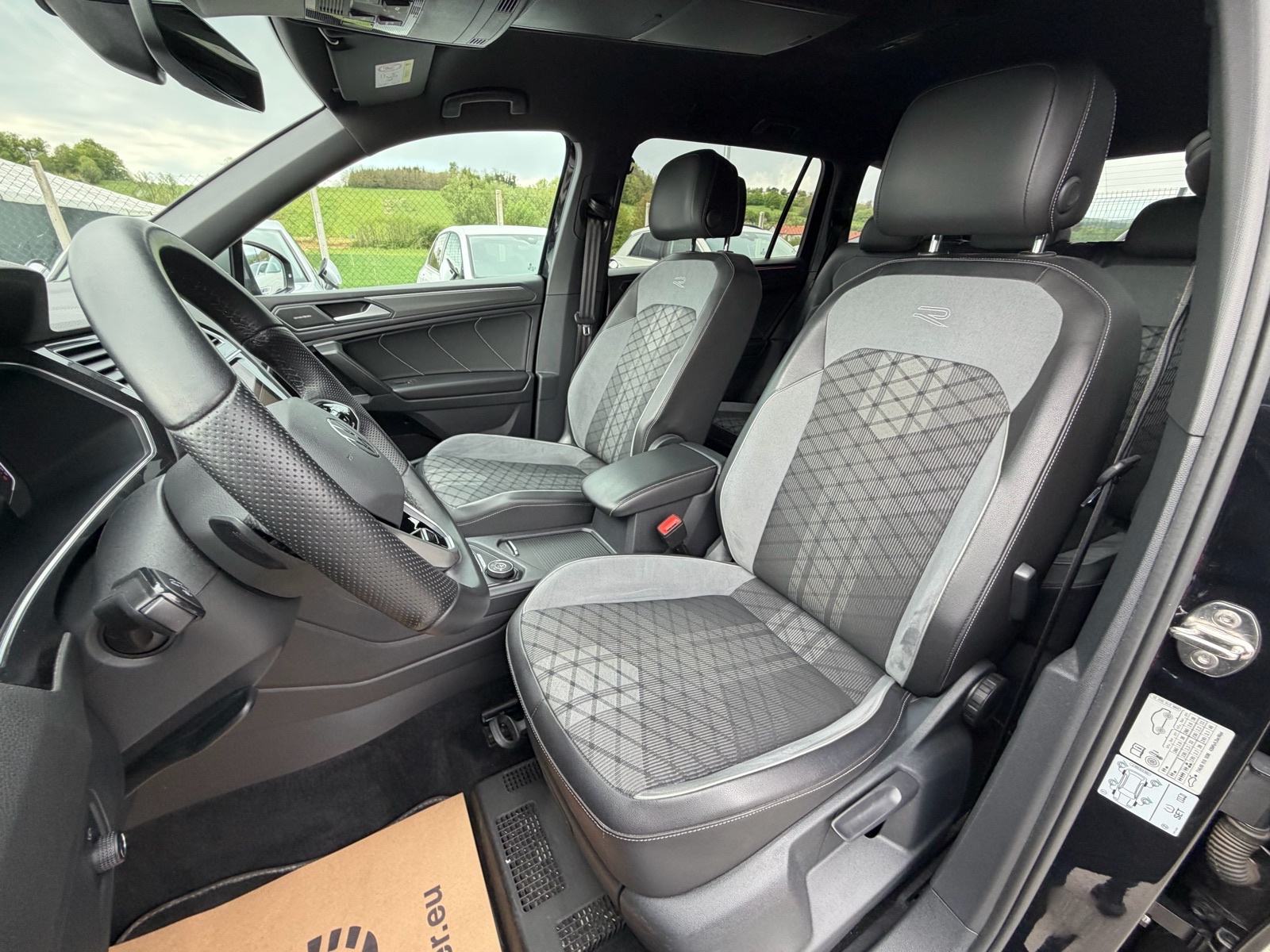 VW Tiguan Allspace 4-MOTION *3X R-Line* *147 kW* *TOP OPREMA!* Servisn, fotografija 14