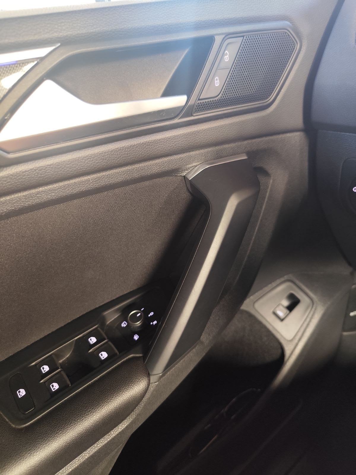 VW Tiguan Elegance 1.5 l TSI GPF, fotografija 12