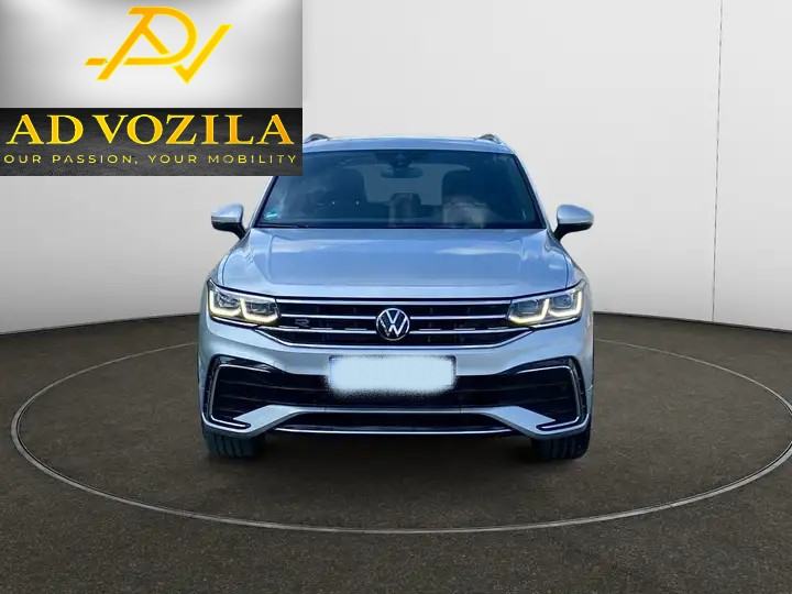 VW Tiguan200KS 4x4 R-line,Pan.Krov;Koža;Matrix€41.770do reg!, fotografija 9