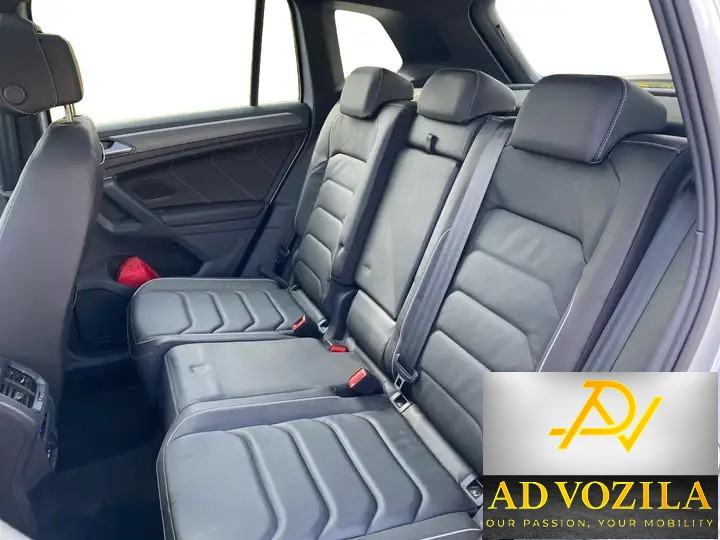 VW Tiguan200KS 4x4 R-line,Pan.Krov;Koža;Matrix€41.770do reg!, fotografija 10