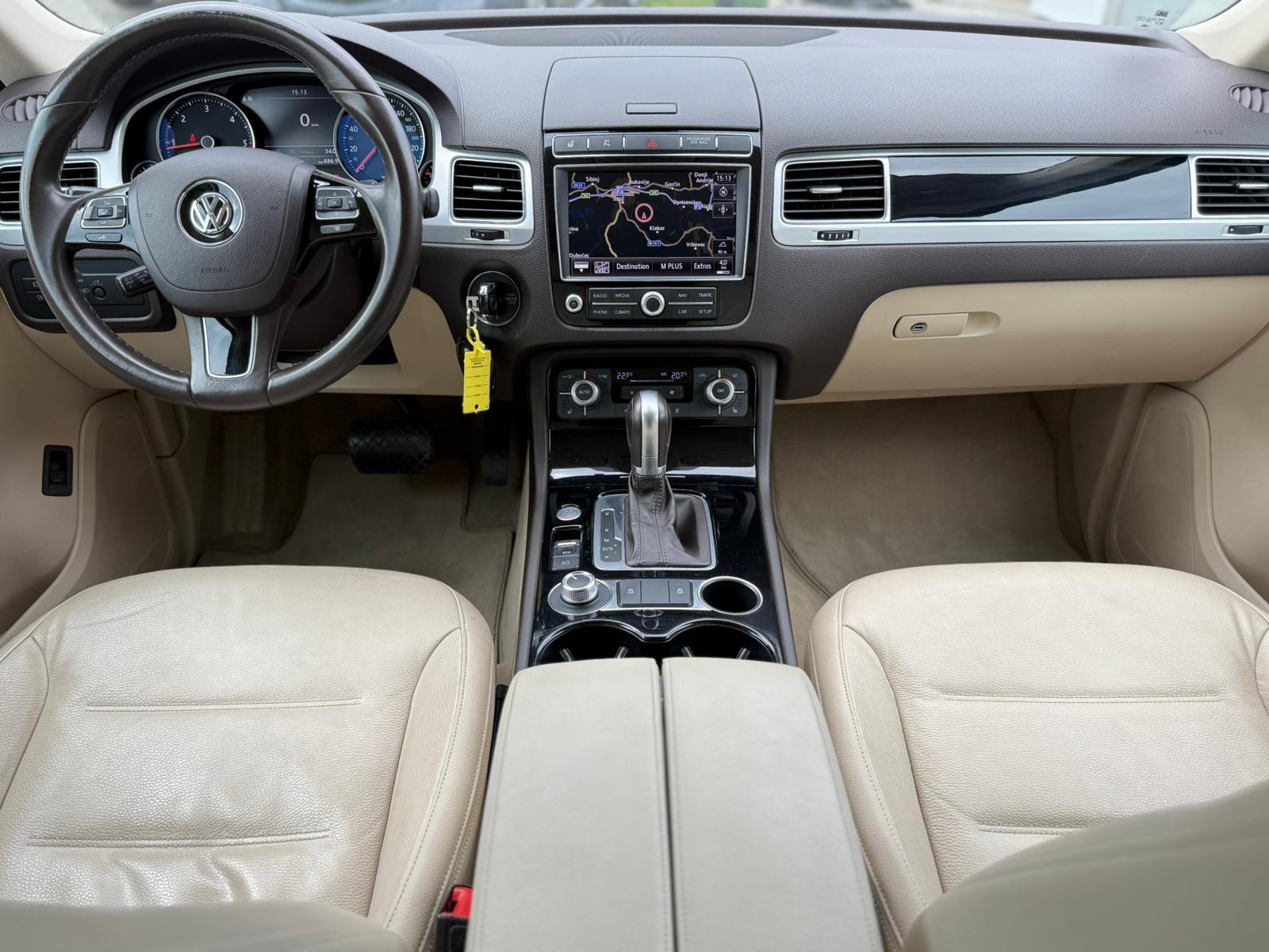 VW TOUAREG 3.0 TDI - V6 - 2018 GOD - AUTOMATIK, fotografija 12